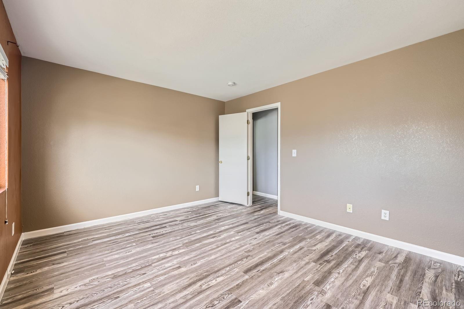 MLS Image #14 for 9605  elk mountain circle,littleton, Colorado