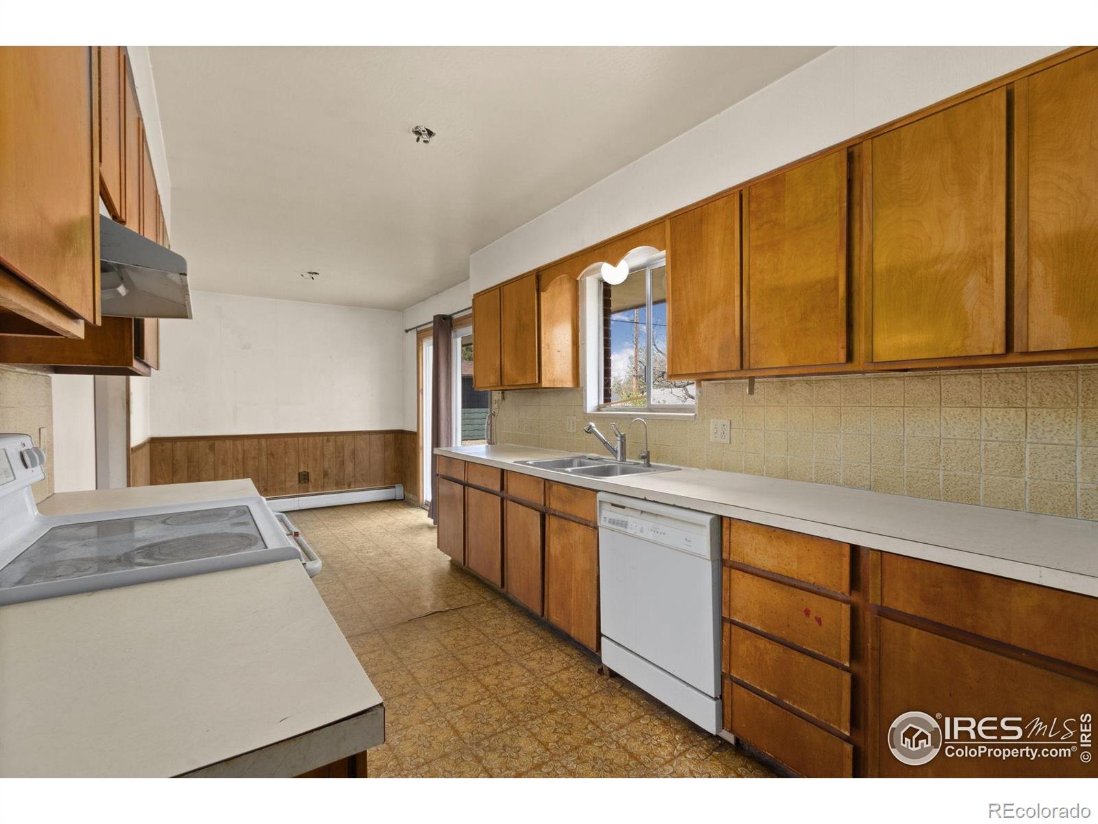 MLS Image #4 for 1812  van buren avenue,loveland, Colorado