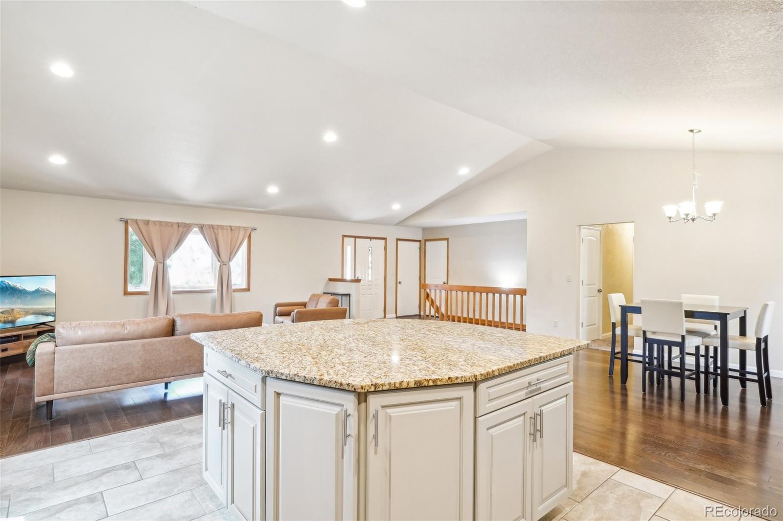 MLS Image #12 for 5435  setters way,colorado springs, Colorado
