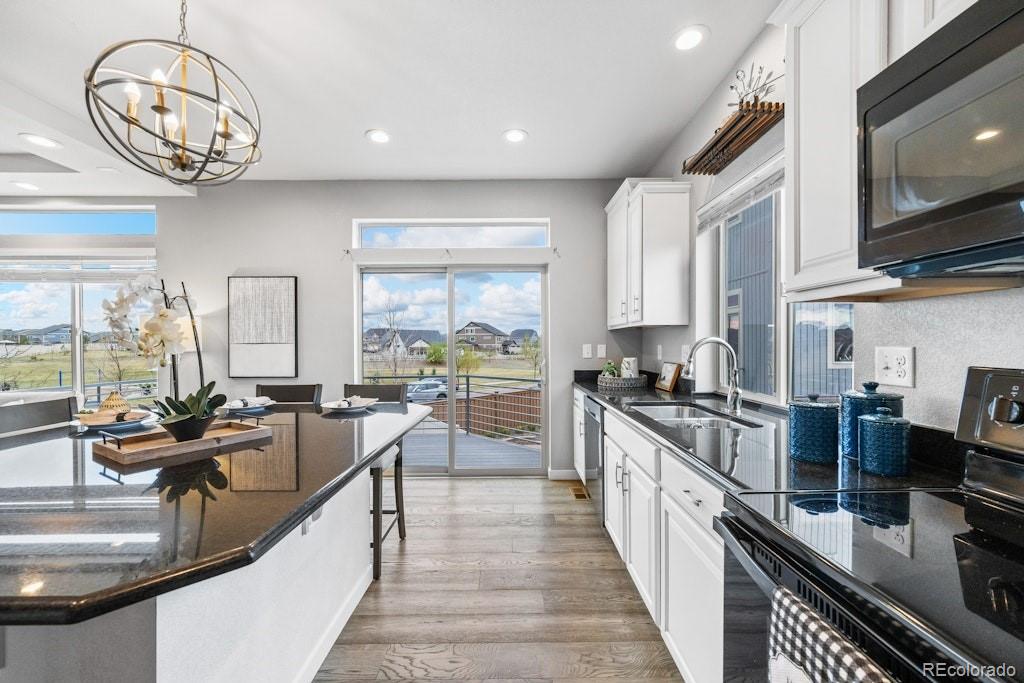 MLS Image #11 for 17956 e 54th avenue,denver, Colorado