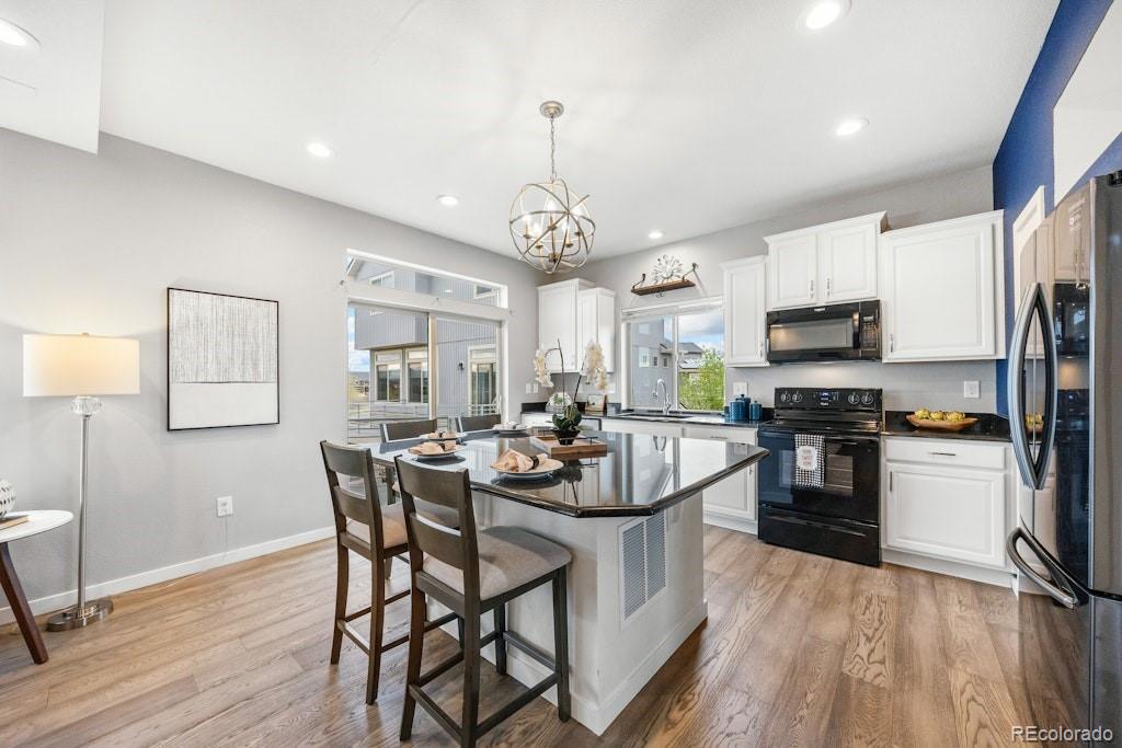 MLS Image #8 for 17956 e 54th avenue,denver, Colorado