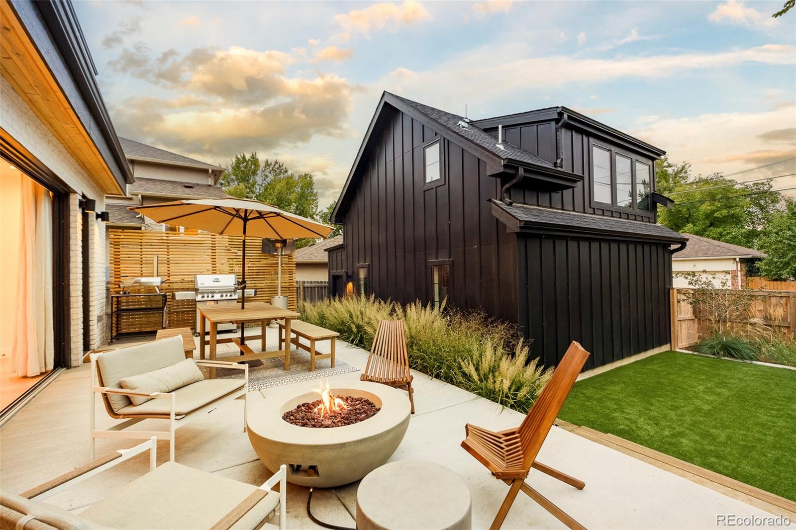 MLS Image #14 for 1983 s logan street,denver, Colorado