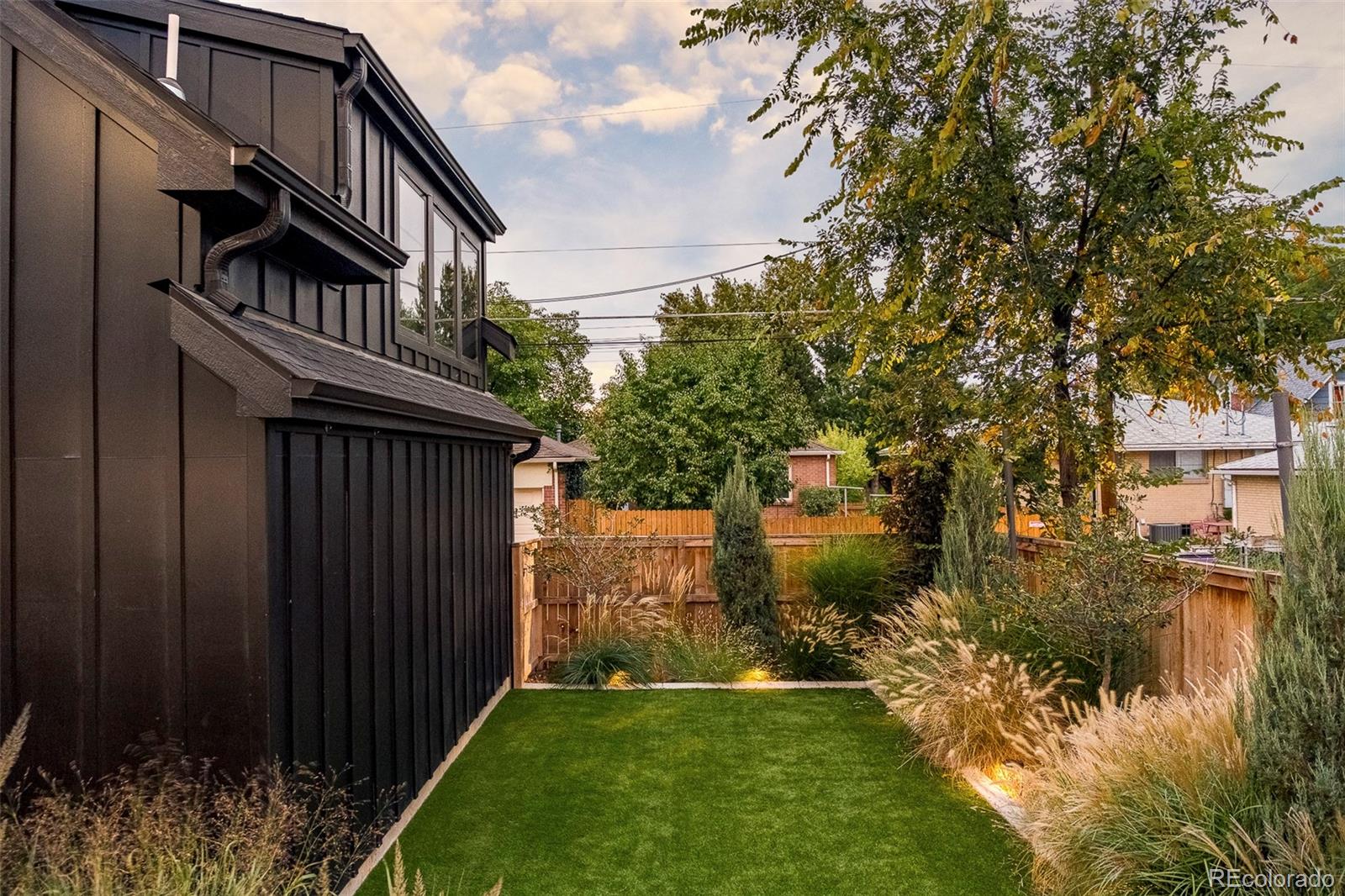 MLS Image #15 for 1983 s logan street,denver, Colorado