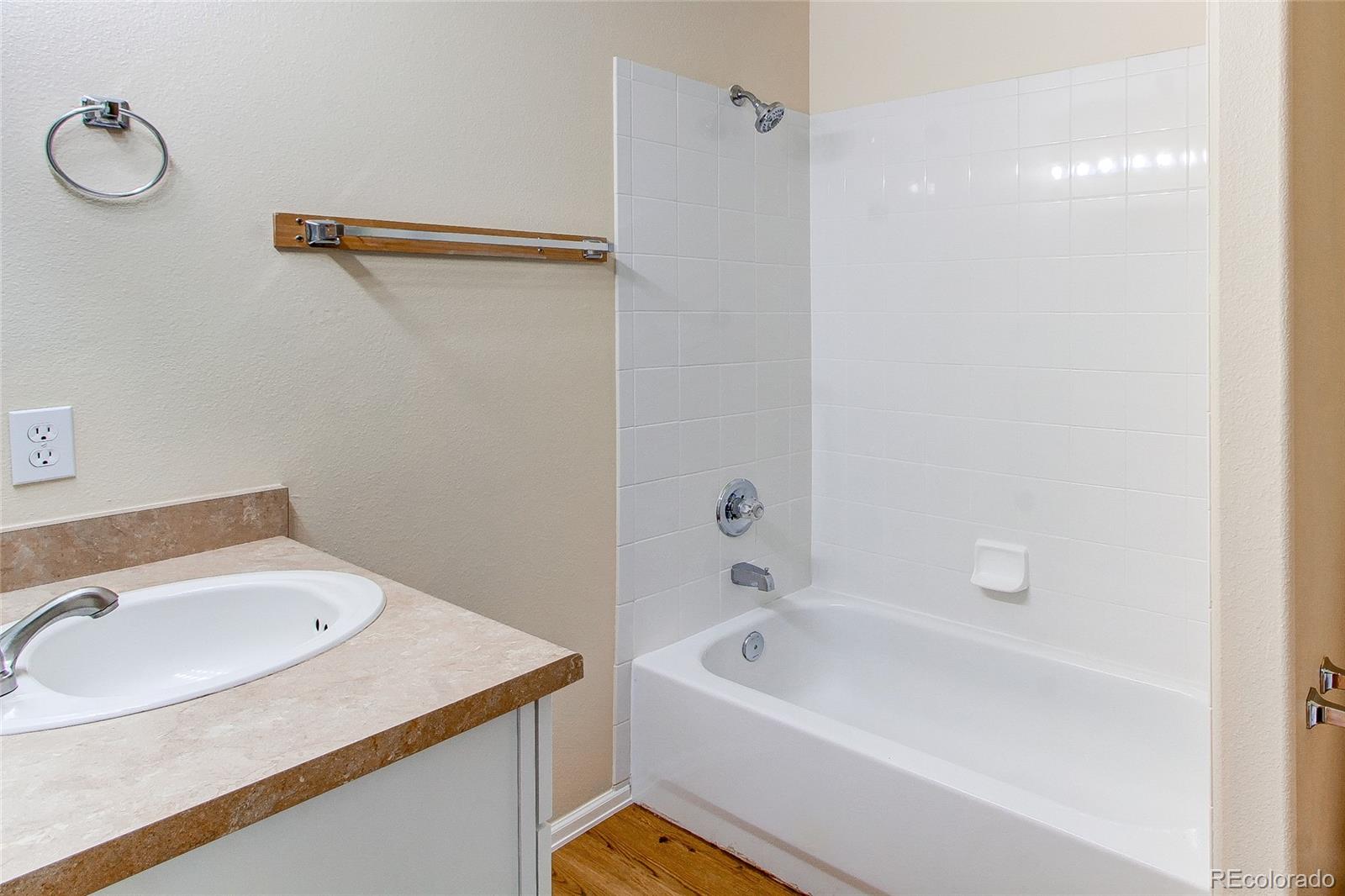 MLS Image #21 for 5549  helena street,denver, Colorado