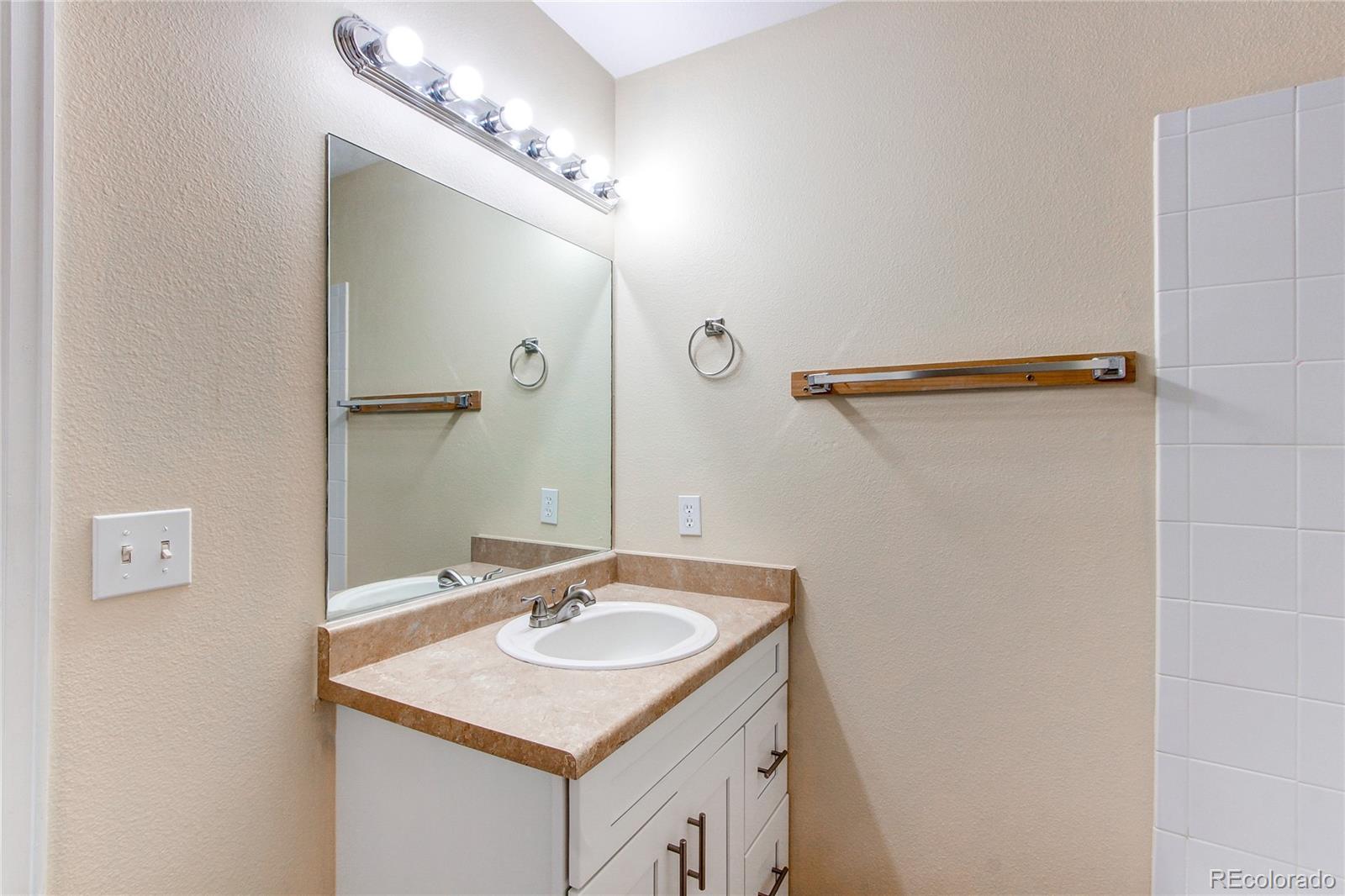 MLS Image #23 for 5549  helena street,denver, Colorado