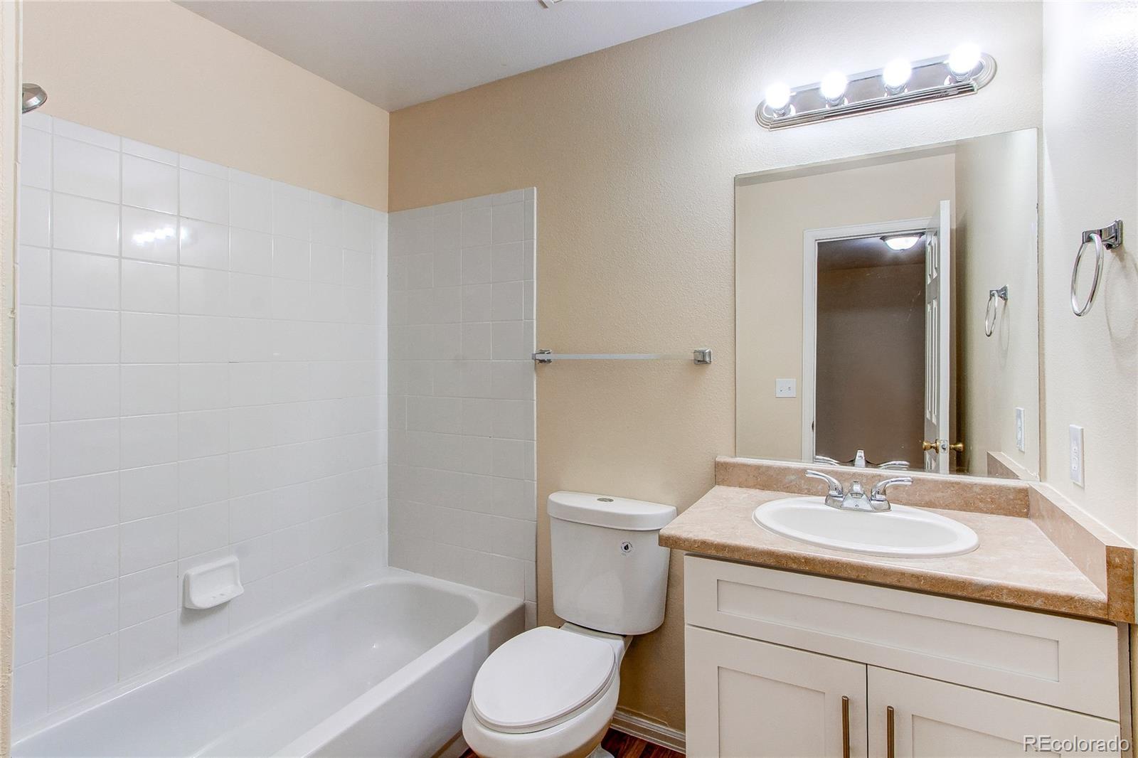 MLS Image #30 for 5549  helena street,denver, Colorado