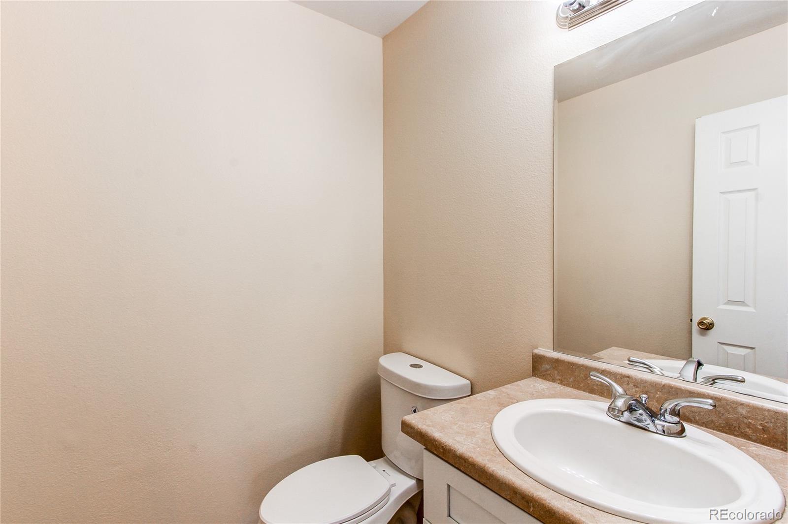 MLS Image #33 for 5549  helena street,denver, Colorado