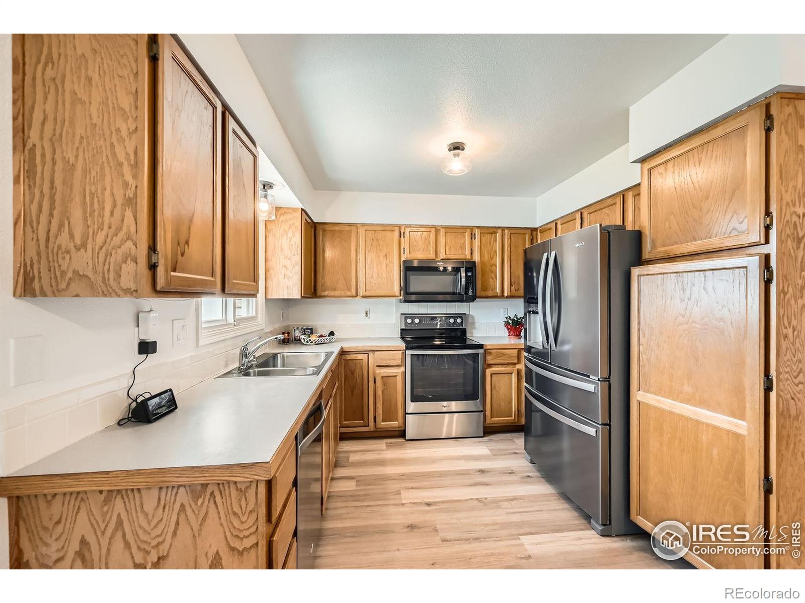 MLS Image #12 for 936  torrey pine place,loveland, Colorado