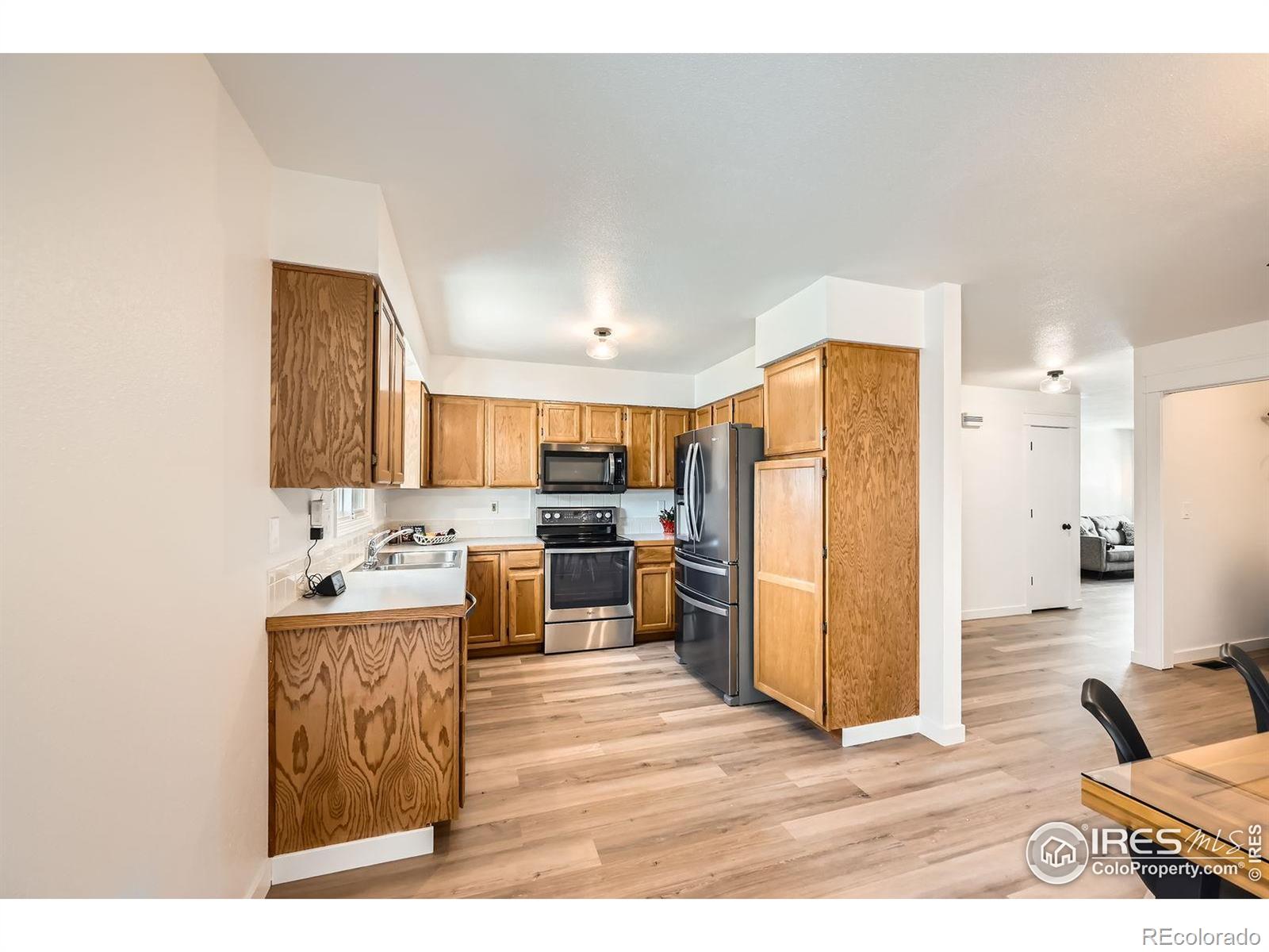 MLS Image #13 for 936  torrey pine place,loveland, Colorado