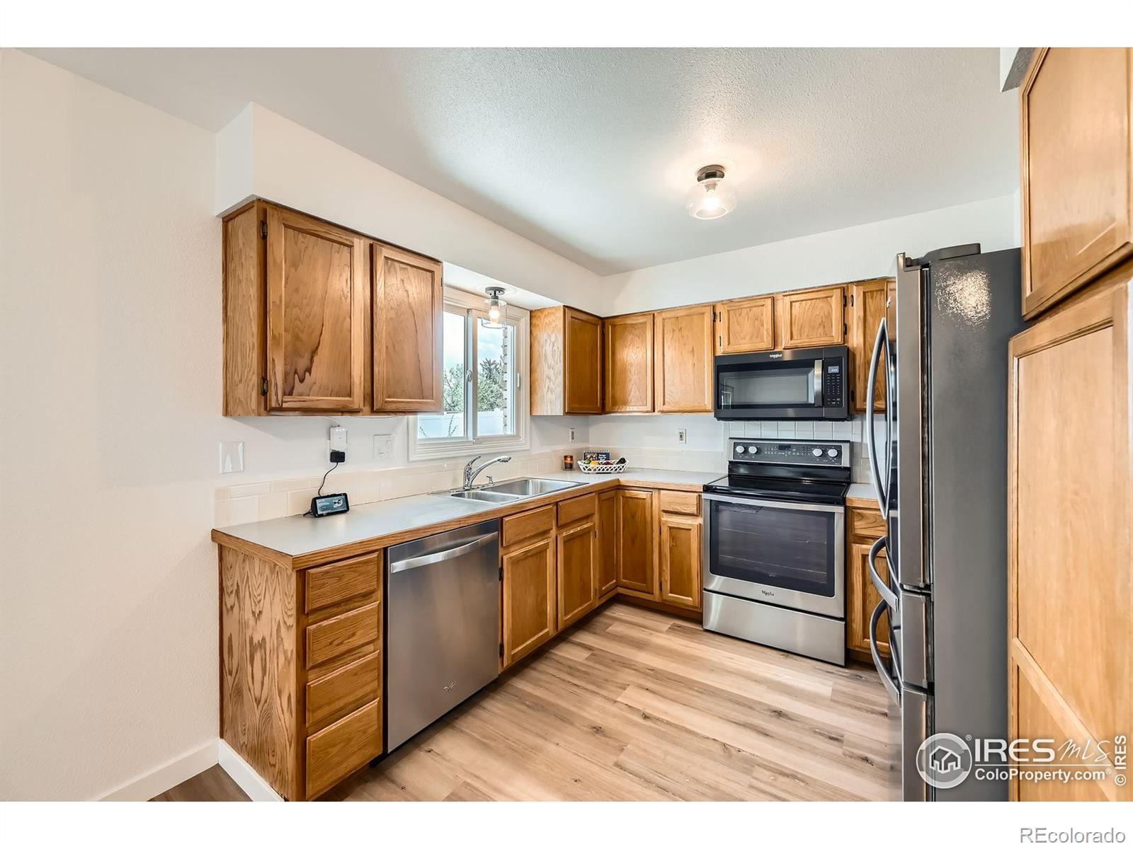 MLS Image #14 for 936  torrey pine place,loveland, Colorado