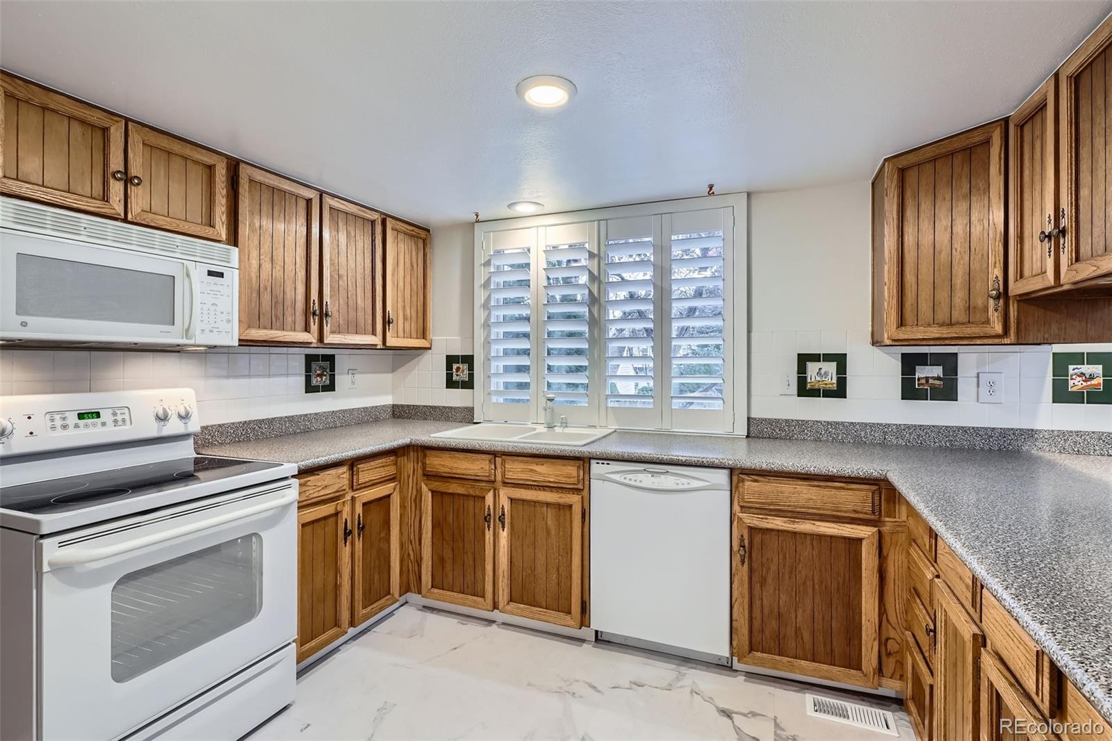 MLS Image #2 for 8068  johnson street,arvada, Colorado