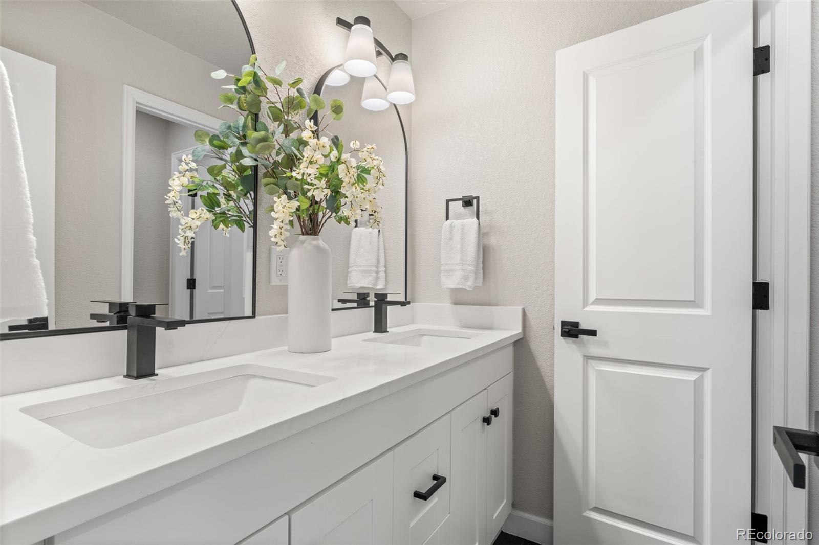 MLS Image #13 for 15875 e custer drive,aurora, Colorado