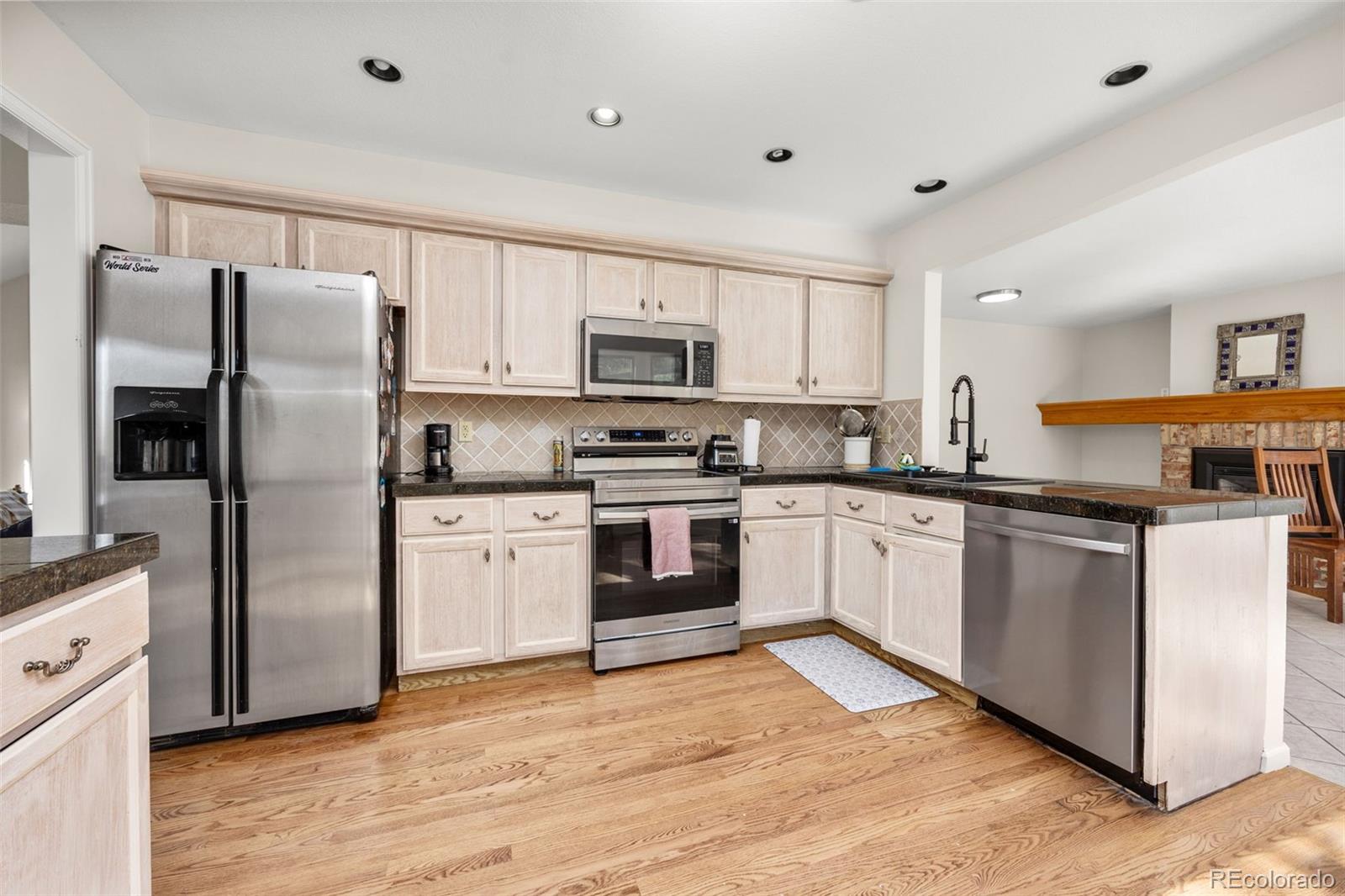 MLS Image #10 for 6868  johnson street,arvada, Colorado