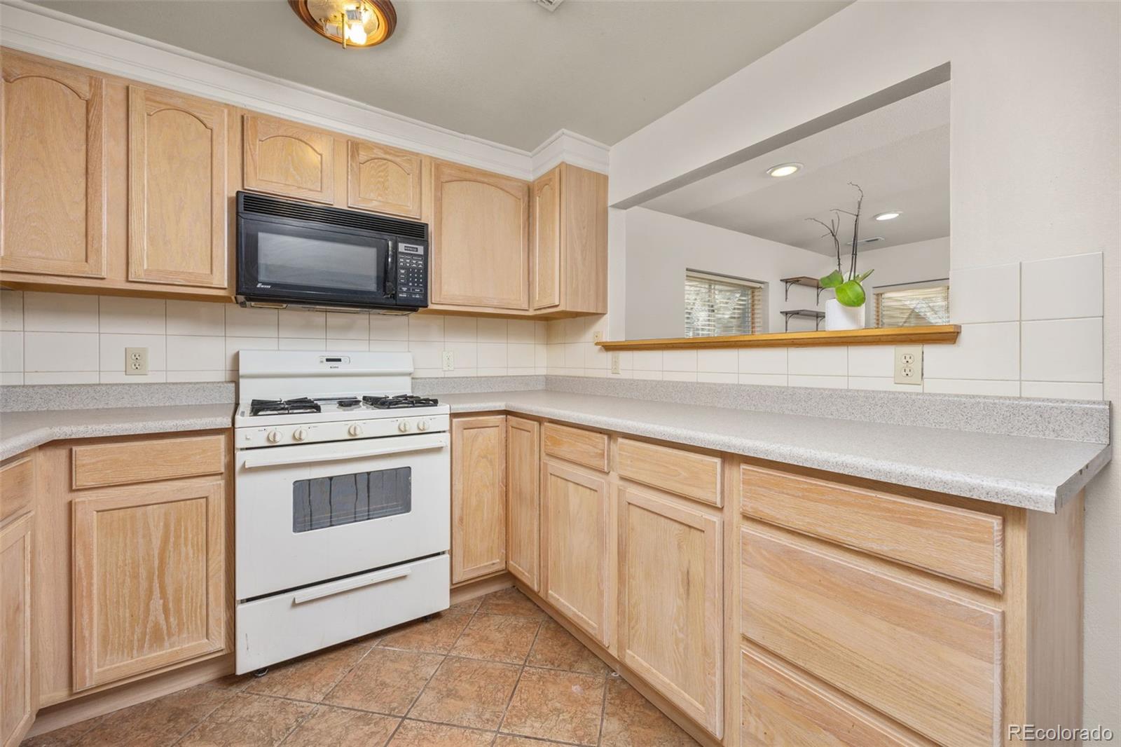 MLS Image #22 for 6868  johnson street,arvada, Colorado