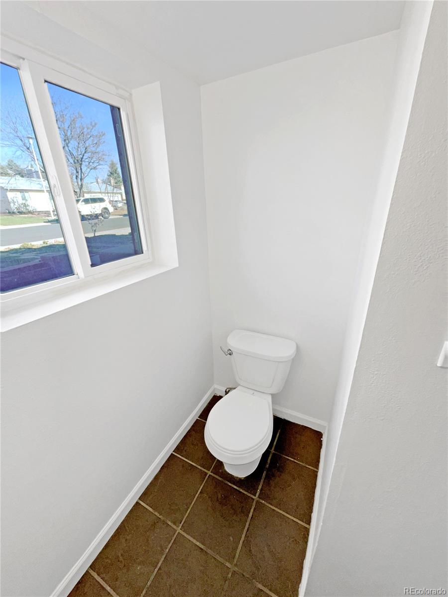 MLS Image #20 for 1641 s nucla street,aurora, Colorado
