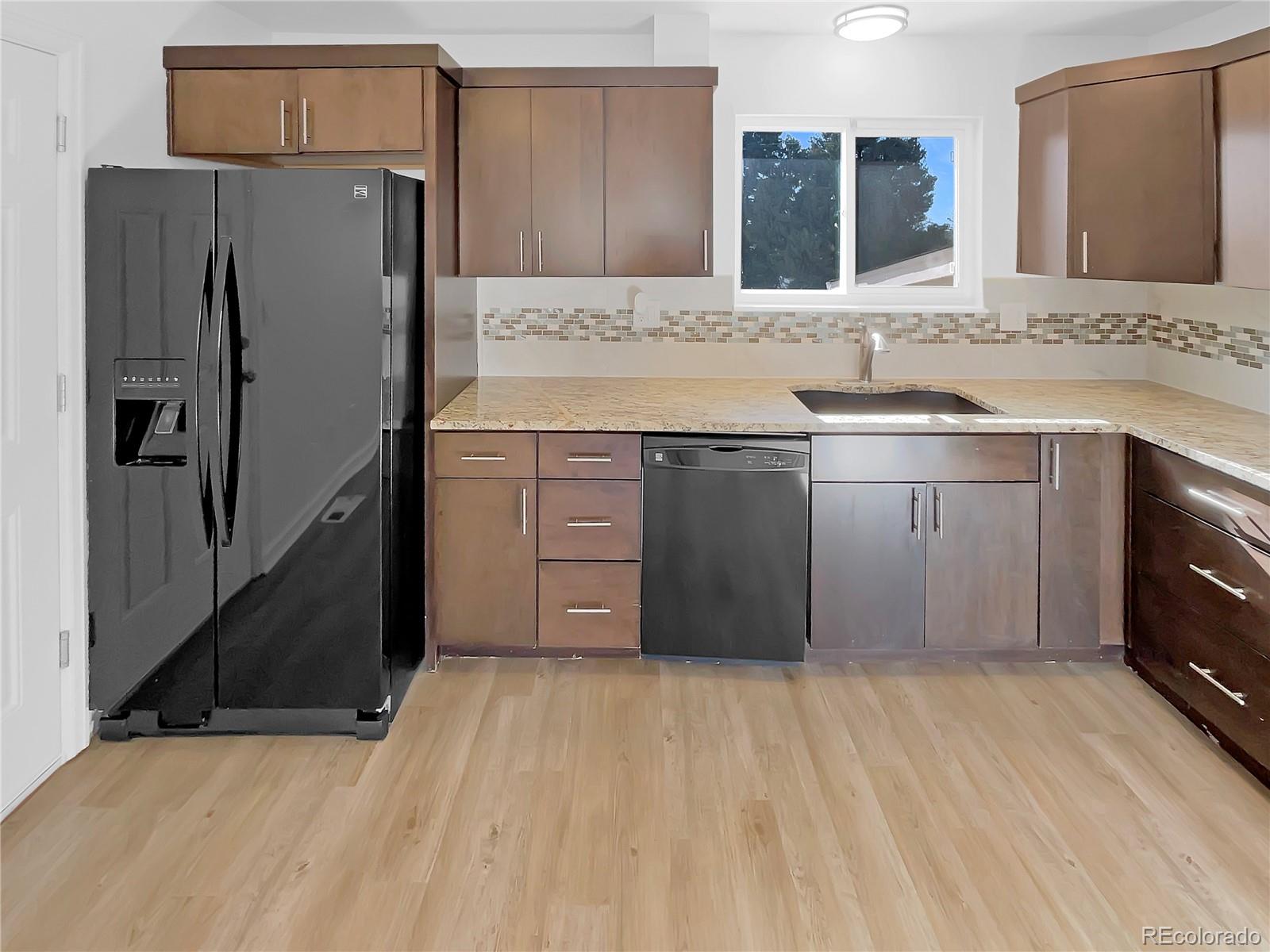 MLS Image #5 for 1641 s nucla street,aurora, Colorado