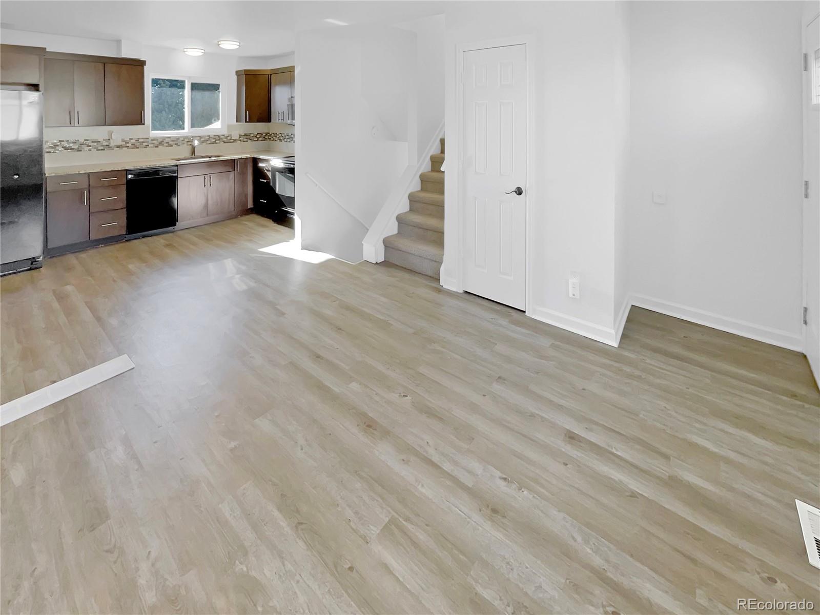 MLS Image #9 for 1641 s nucla street,aurora, Colorado