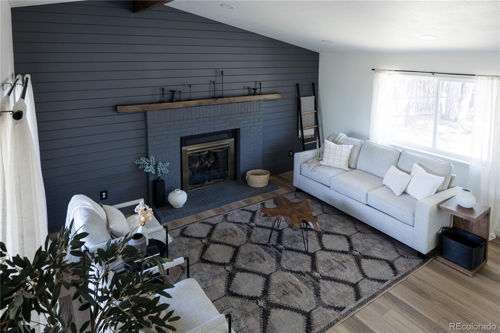 MLS Image #3 for 201  quail ridge circle,highlands ranch, Colorado