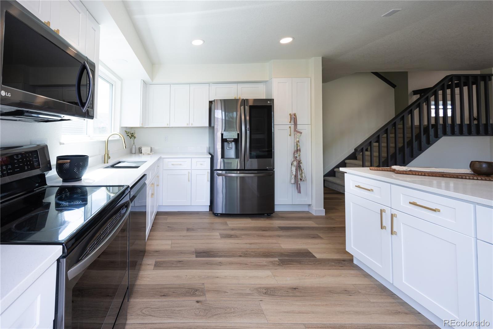 MLS Image #9 for 201  quail ridge circle,highlands ranch, Colorado