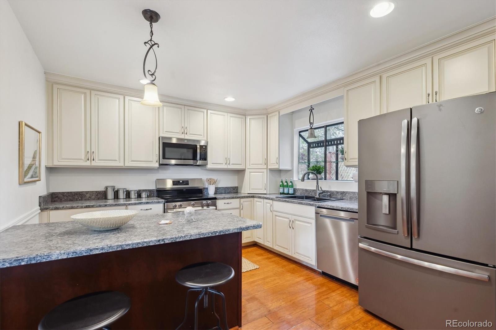 MLS Image #5 for 4634 s adobe court,littleton, Colorado