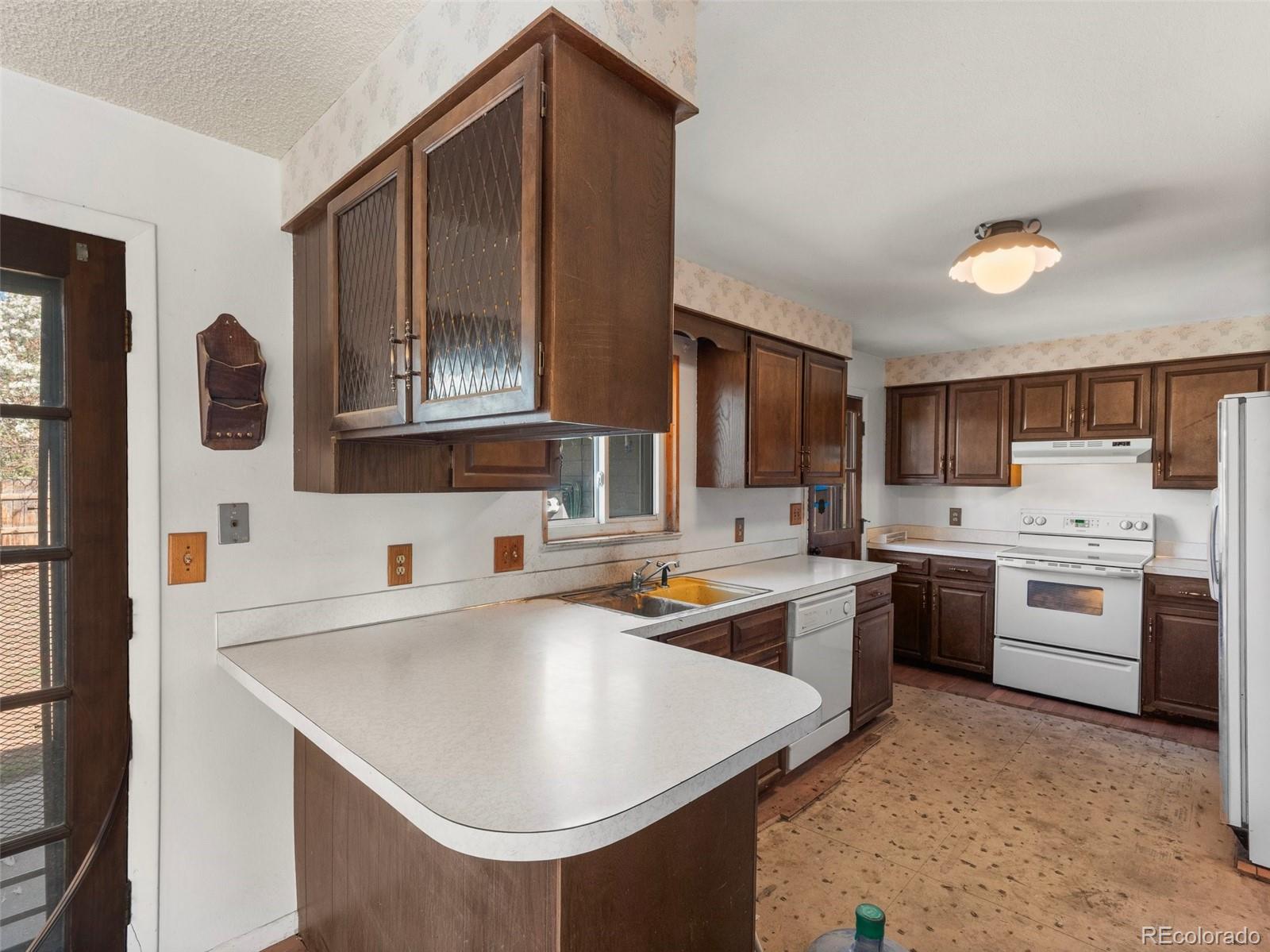 MLS Image #10 for 522 n columbine street,golden, Colorado
