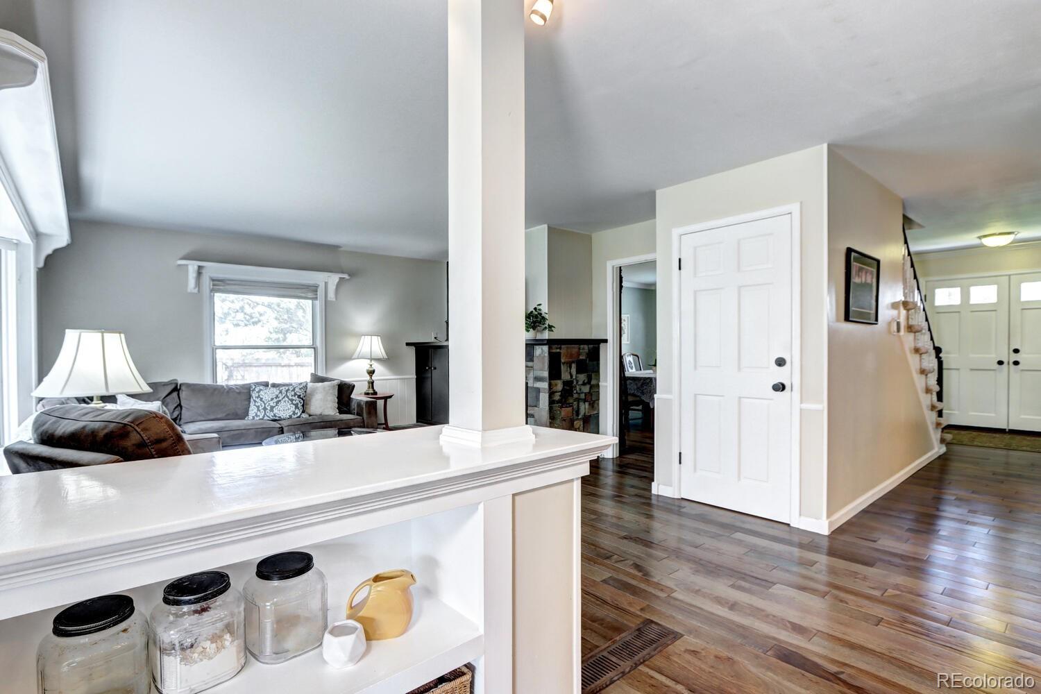 MLS Image #2 for 5706 e hinsdale place,centennial, Colorado