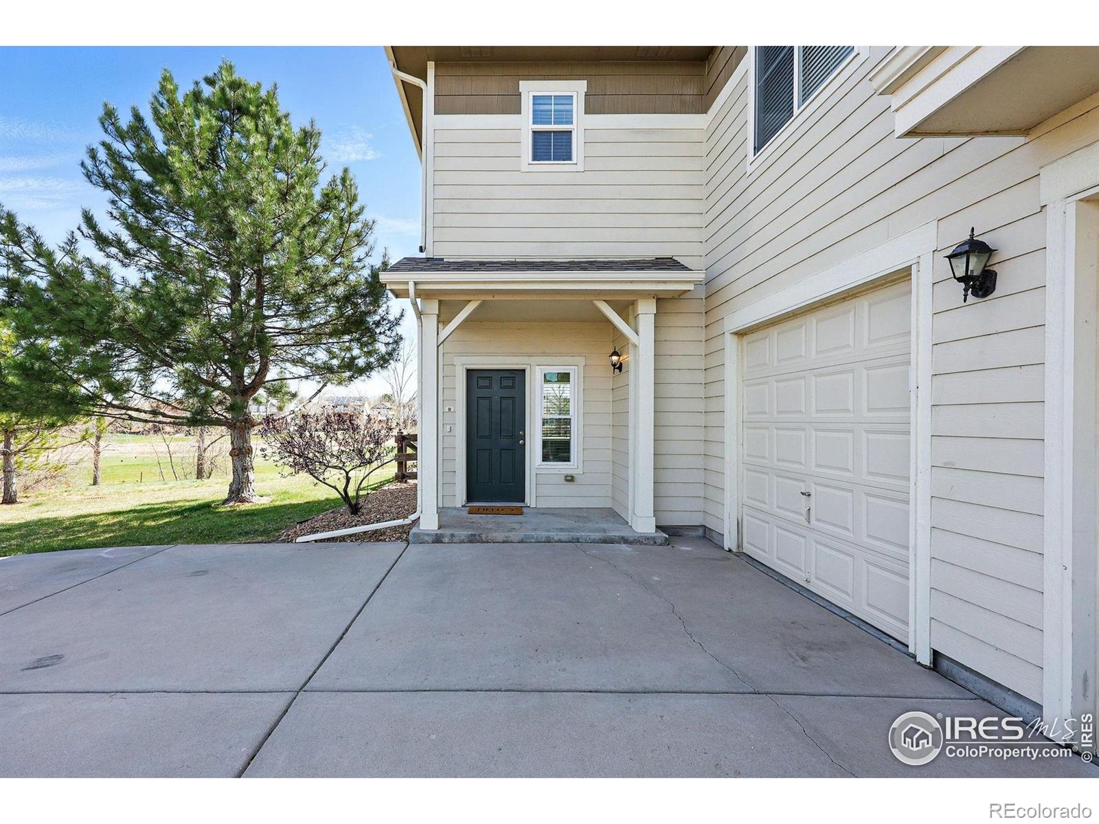 MLS Image #2 for 13122  grant circle,thornton, Colorado