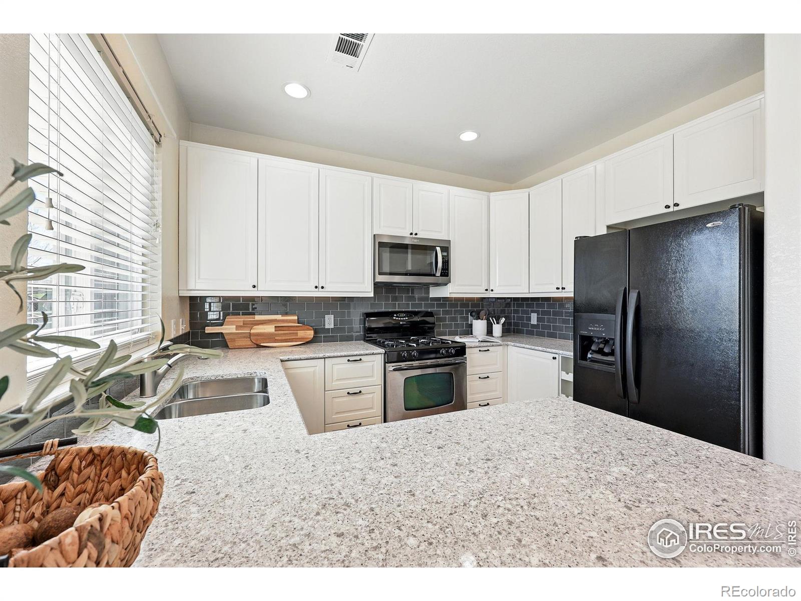MLS Image #8 for 13122  grant circle,thornton, Colorado
