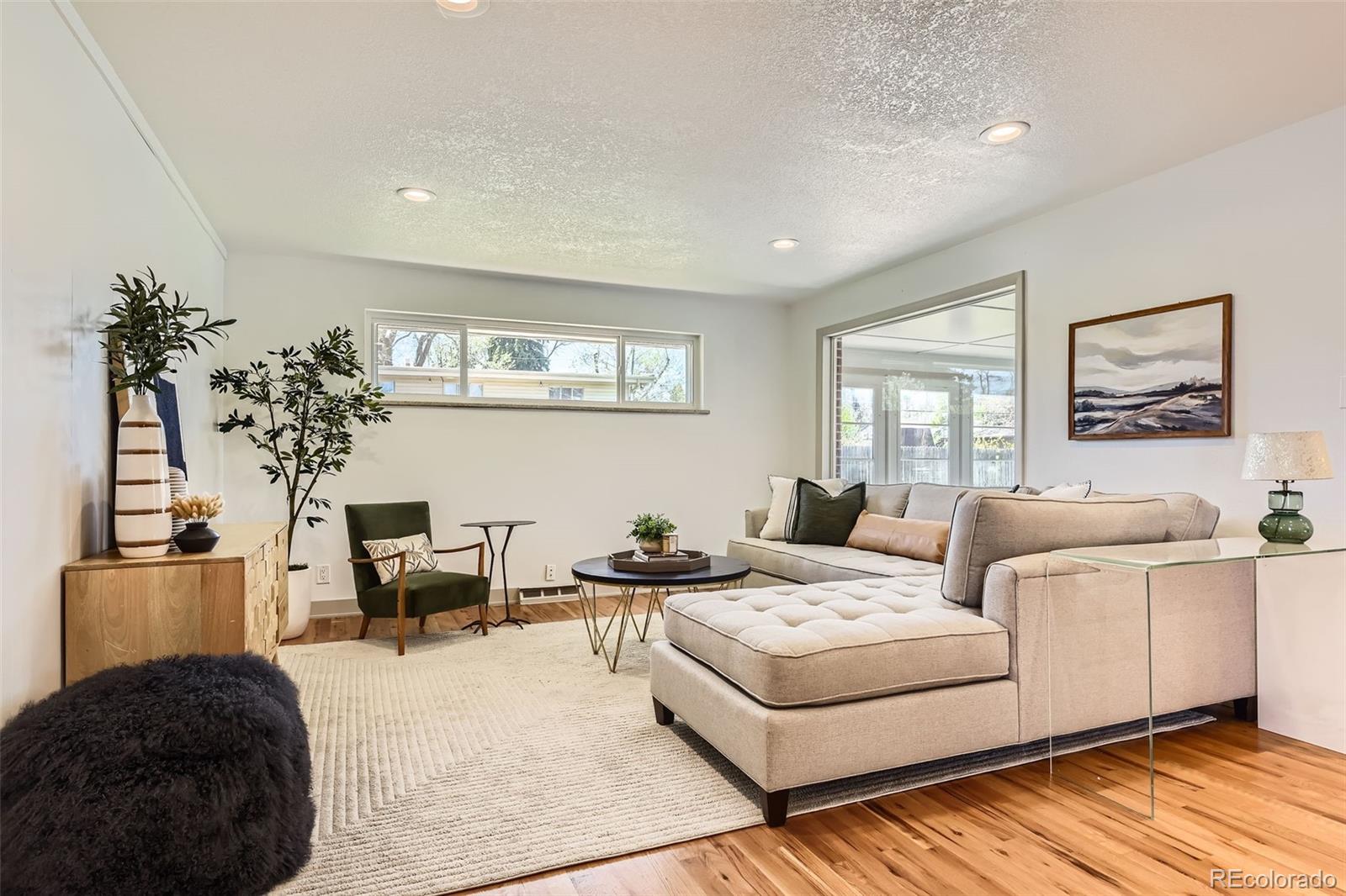 MLS Image #4 for 5975 s milwaukee way,centennial, Colorado