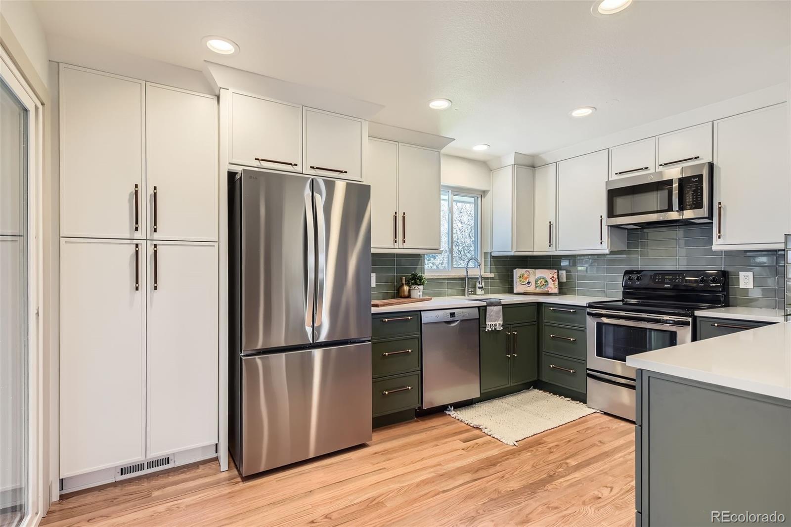 MLS Image #8 for 5975 s milwaukee way,centennial, Colorado