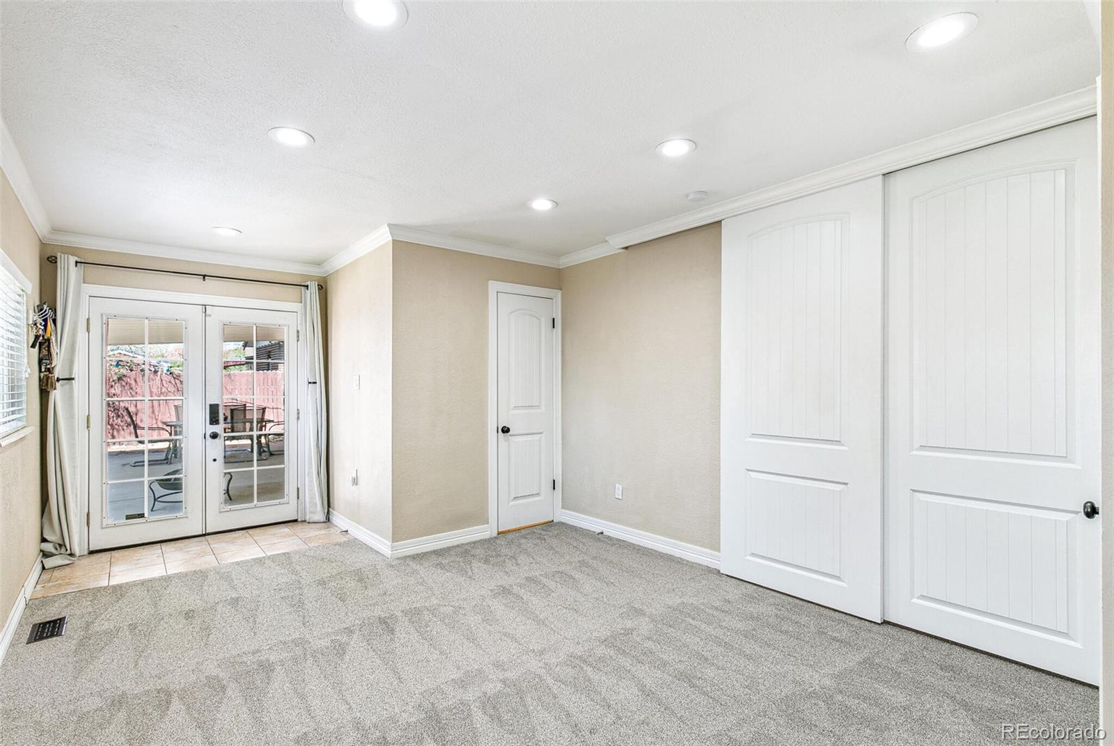 MLS Image #14 for 3005  richard allen court,denver, Colorado