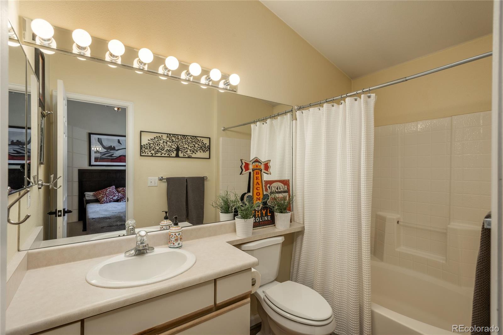 MLS Image #18 for 3096 w prentice avenue,littleton, Colorado