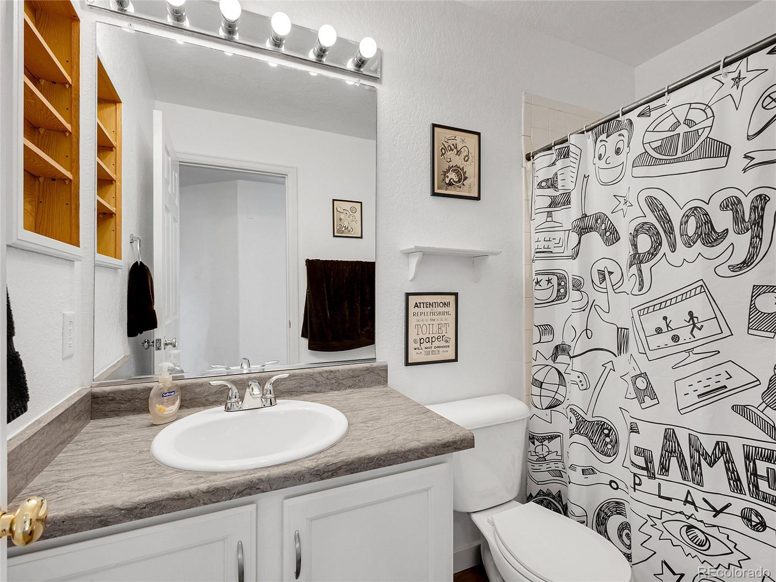 MLS Image #21 for 20069  mitchell circle,denver, Colorado