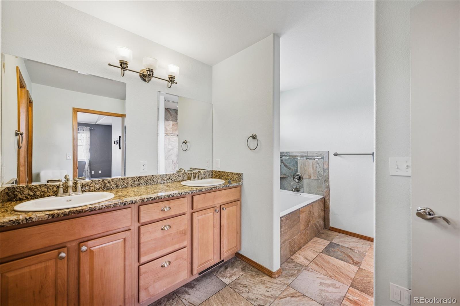 MLS Image #19 for 2541  hot springs court,colorado springs, Colorado