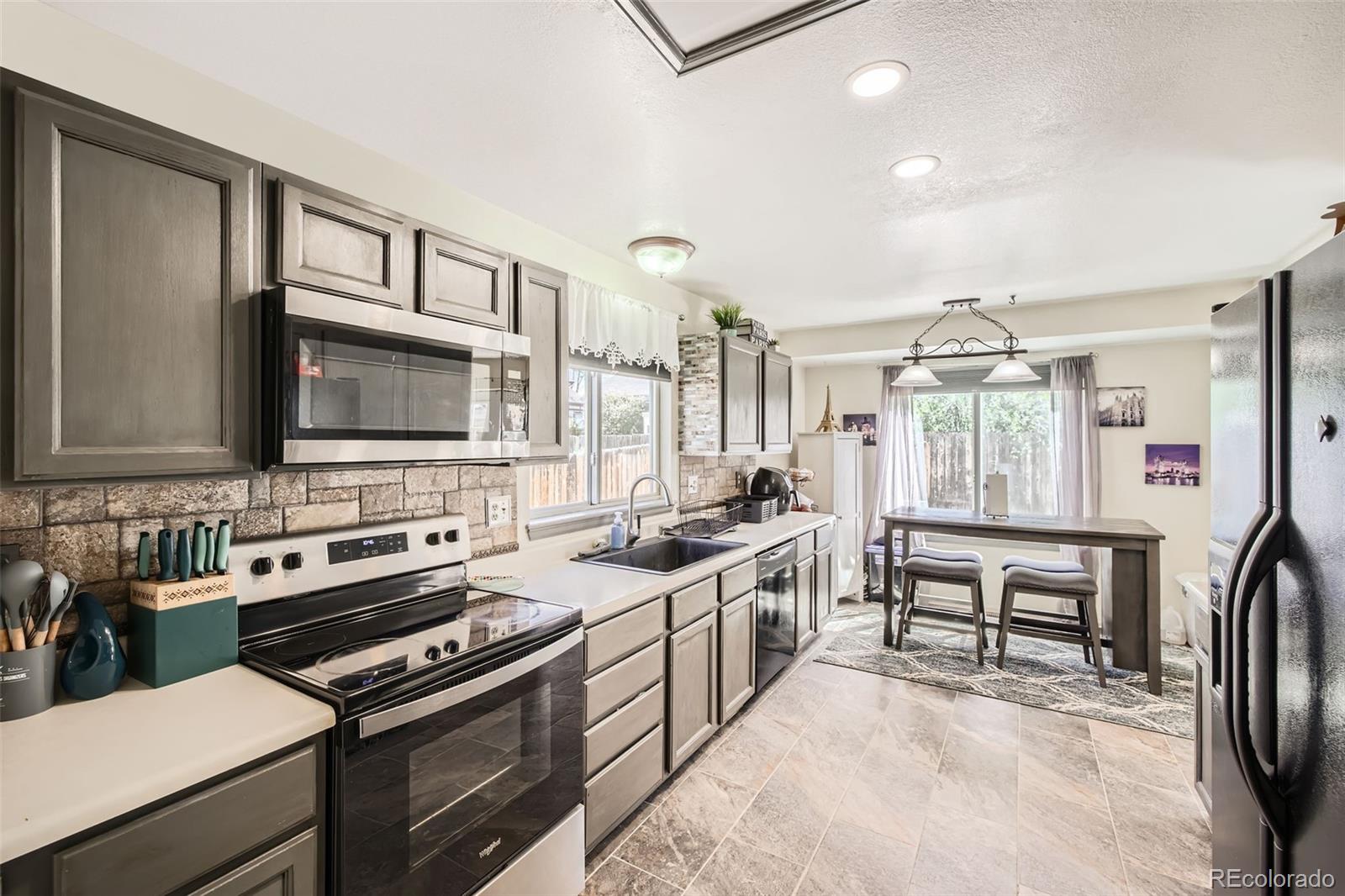 MLS Image #9 for 4019  shining star drive,colorado springs, Colorado