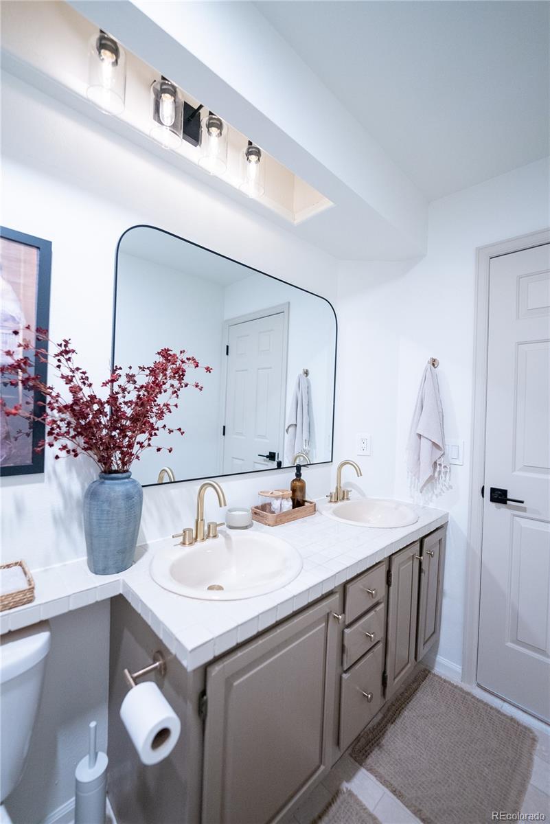 MLS Image #19 for 1431  beacon hill drive,highlands ranch, Colorado