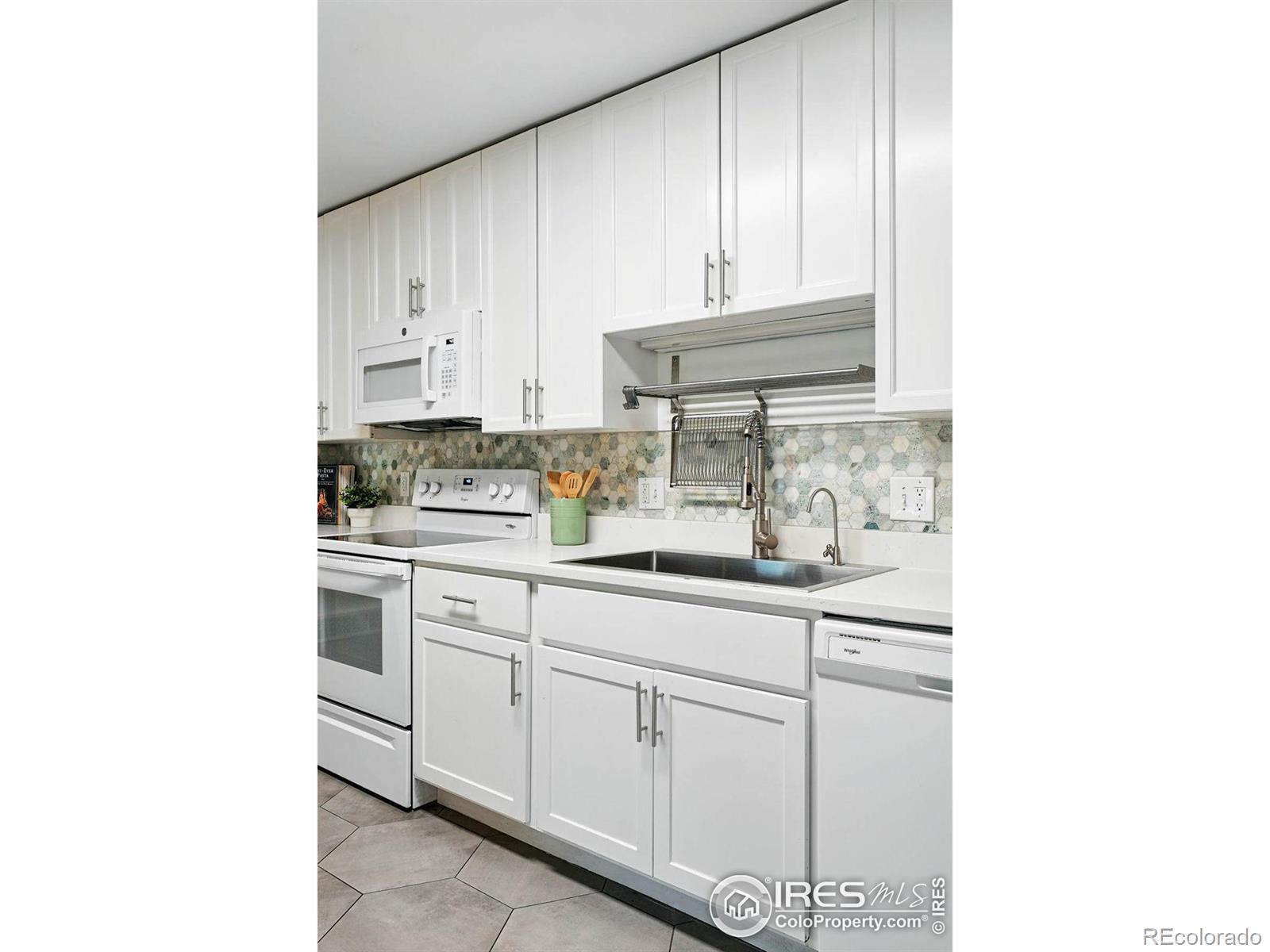 MLS Image #15 for 2511  brentwood street,lakewood, Colorado