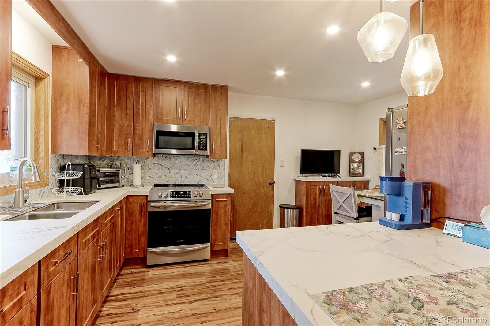 MLS Image #3 for 10438  williams street,northglenn, Colorado