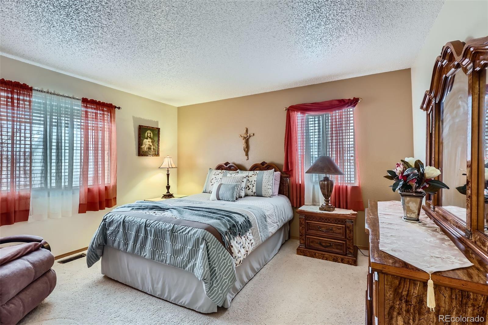 MLS Image #12 for 4933  altura street,denver, Colorado