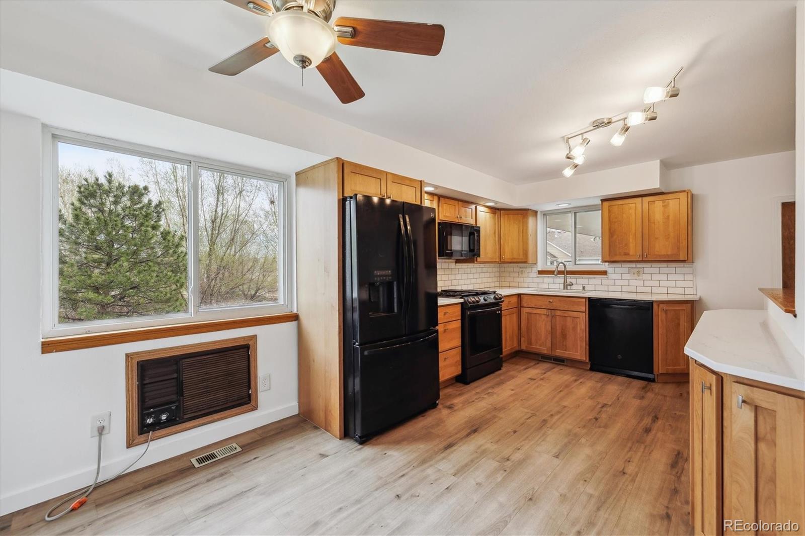 MLS Image #5 for 6609 w mexico place,lakewood, Colorado
