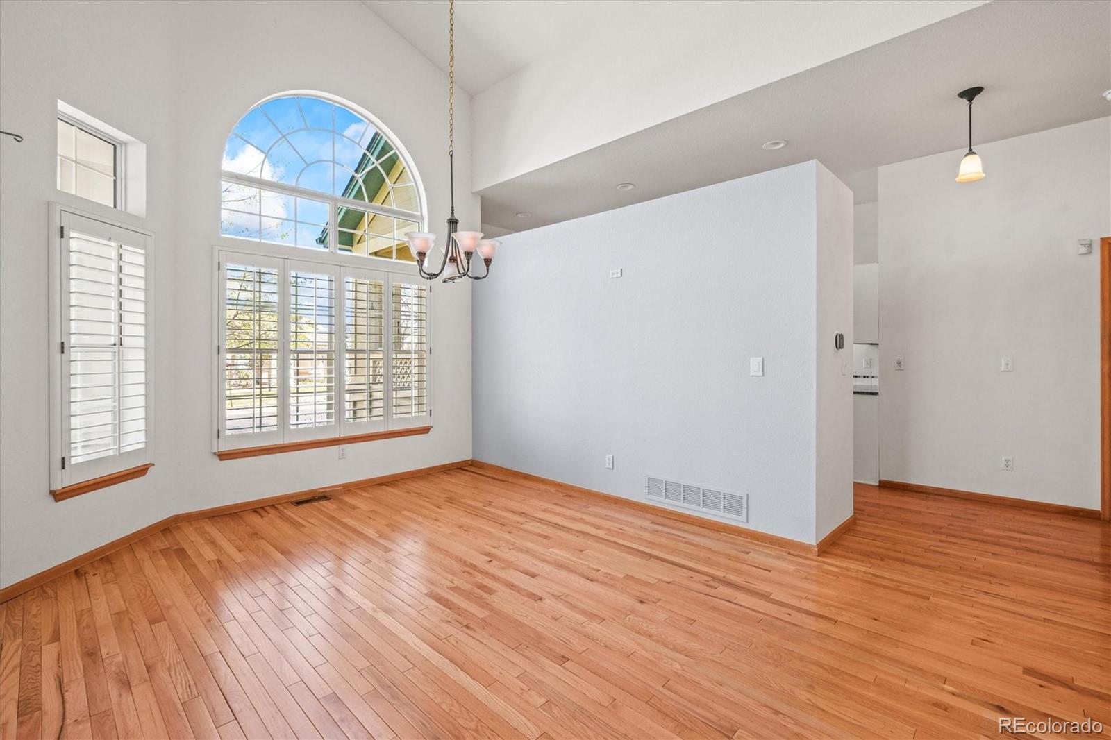 MLS Image #8 for 1691 s emporia way,aurora, Colorado