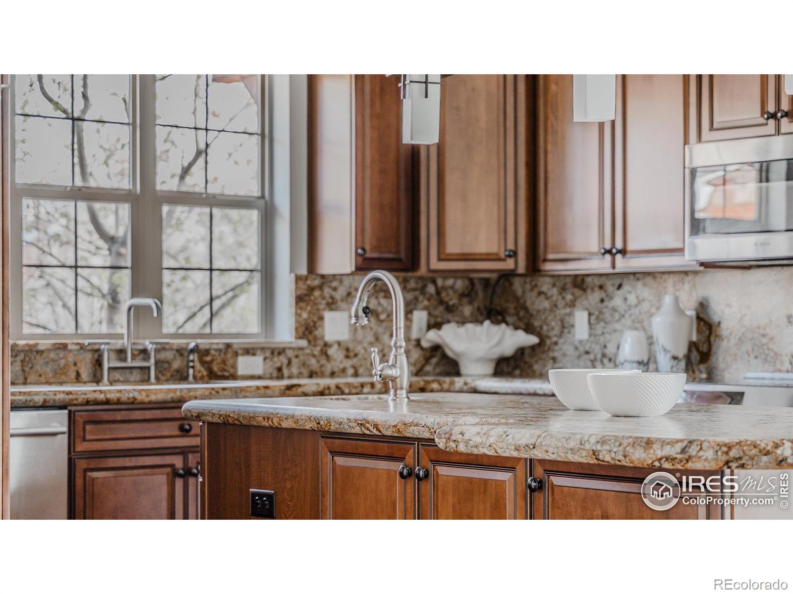 MLS Image #5 for 869  bluestem lane,louisville, Colorado