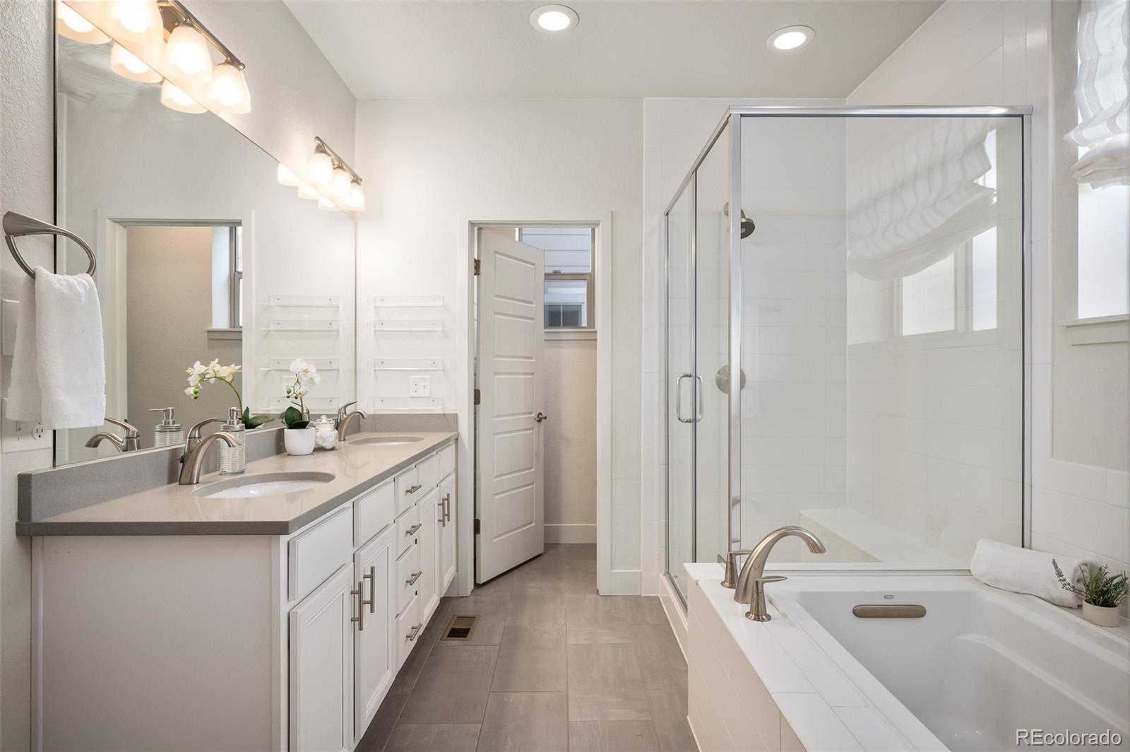 MLS Image #18 for 9007 e 60th avenue,denver, Colorado