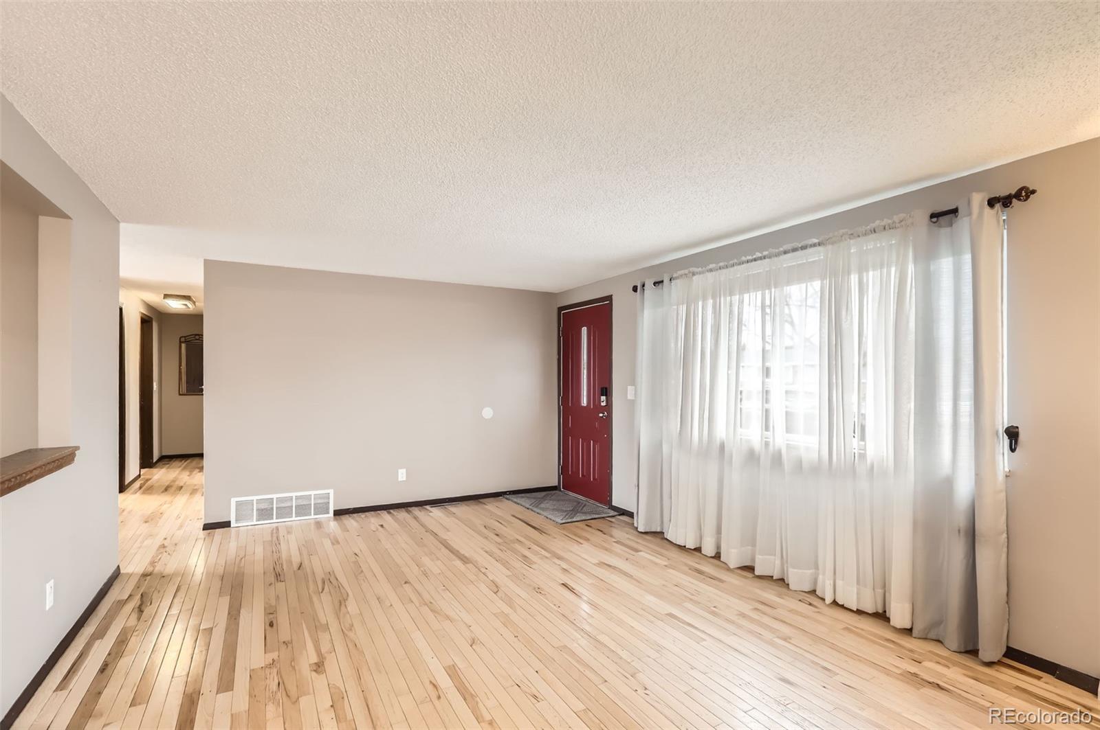 MLS Image #4 for 5516  gabriel drive,loveland, Colorado
