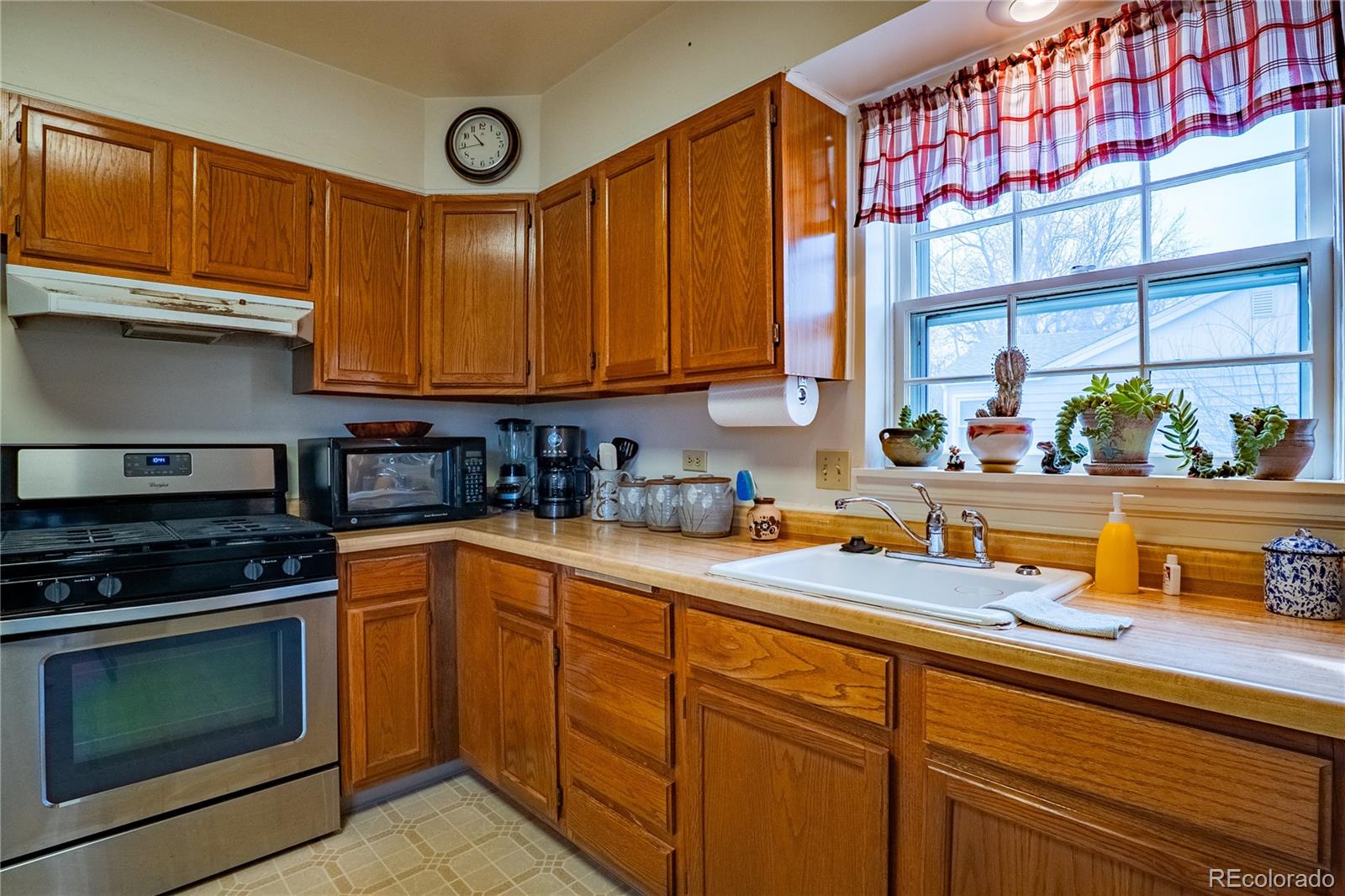 MLS Image #4 for 4115 s clarkson street,englewood, Colorado