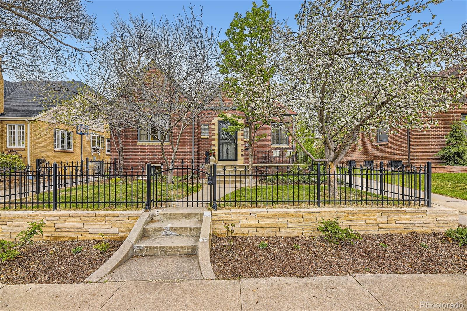 MLS Image #0 for 944 s euclid way,denver, Colorado