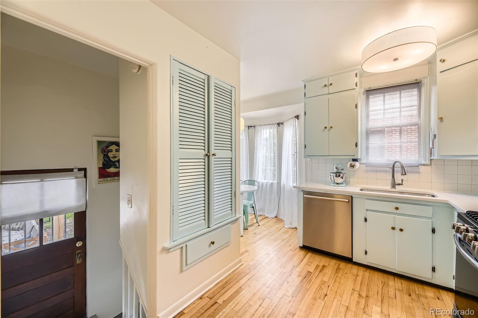 MLS Image #9 for 944 s euclid way,denver, Colorado