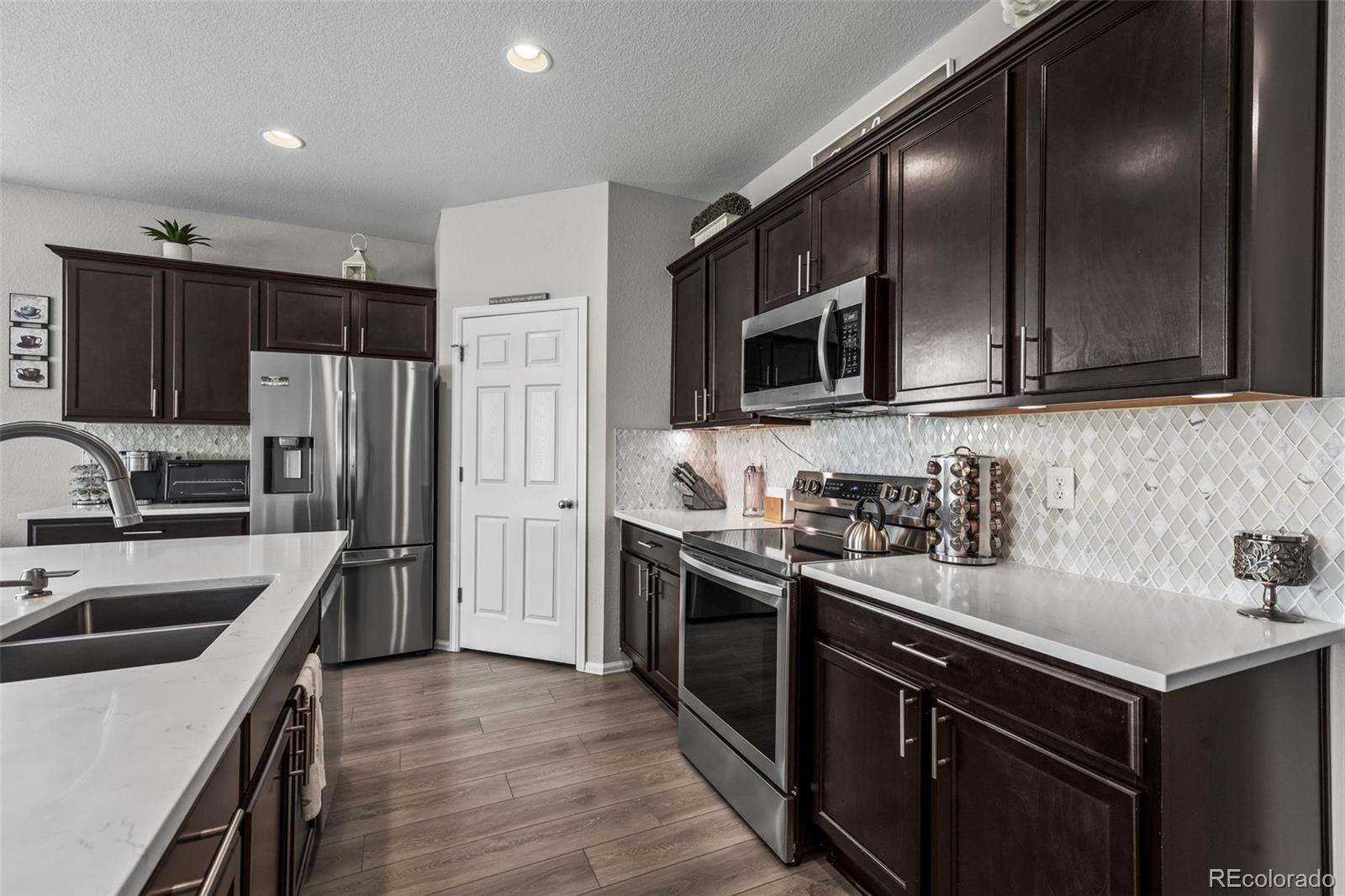 MLS Image #9 for 401  clubhouse drive,fort lupton, Colorado