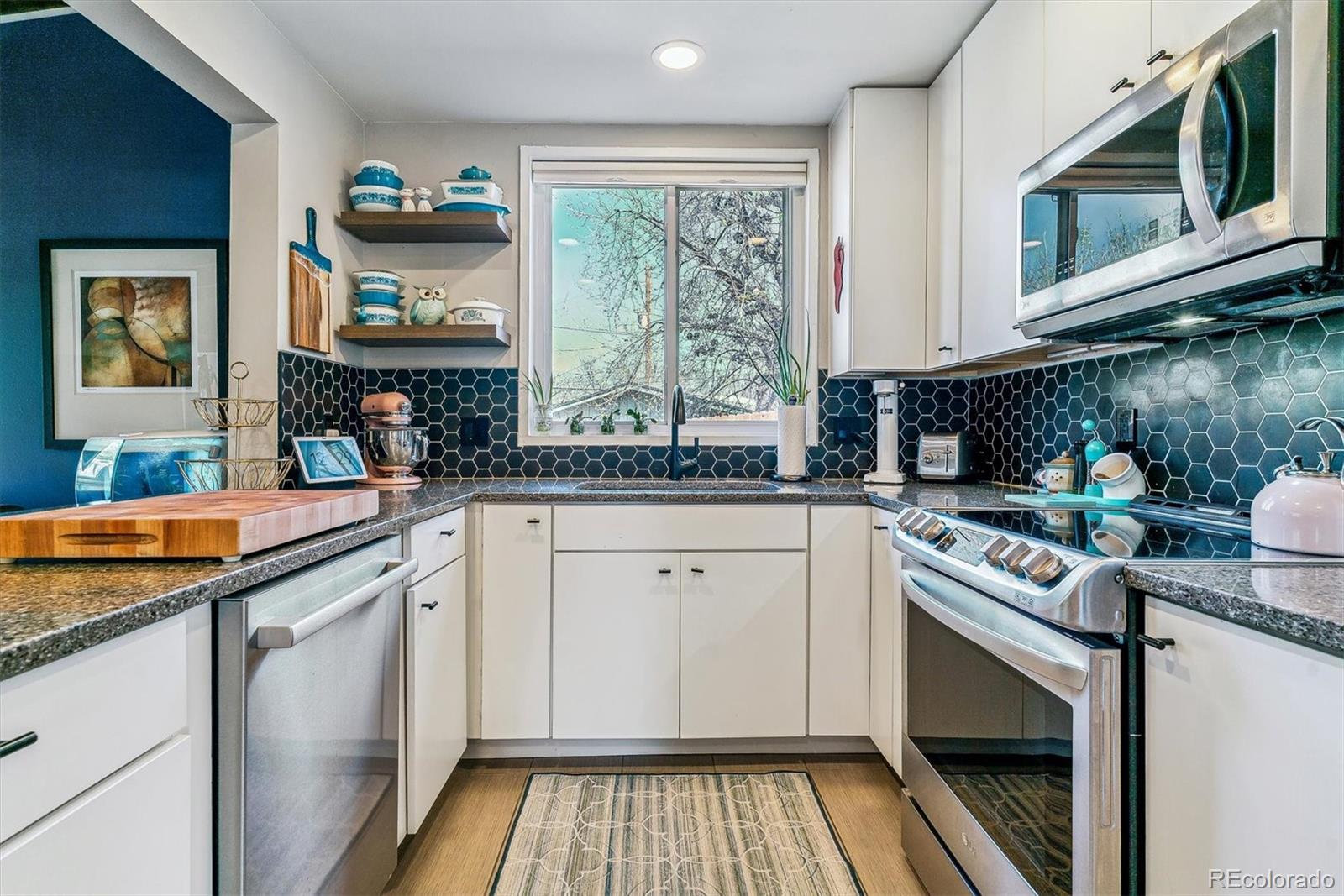 MLS Image #10 for 1325 s ivy way,denver, Colorado