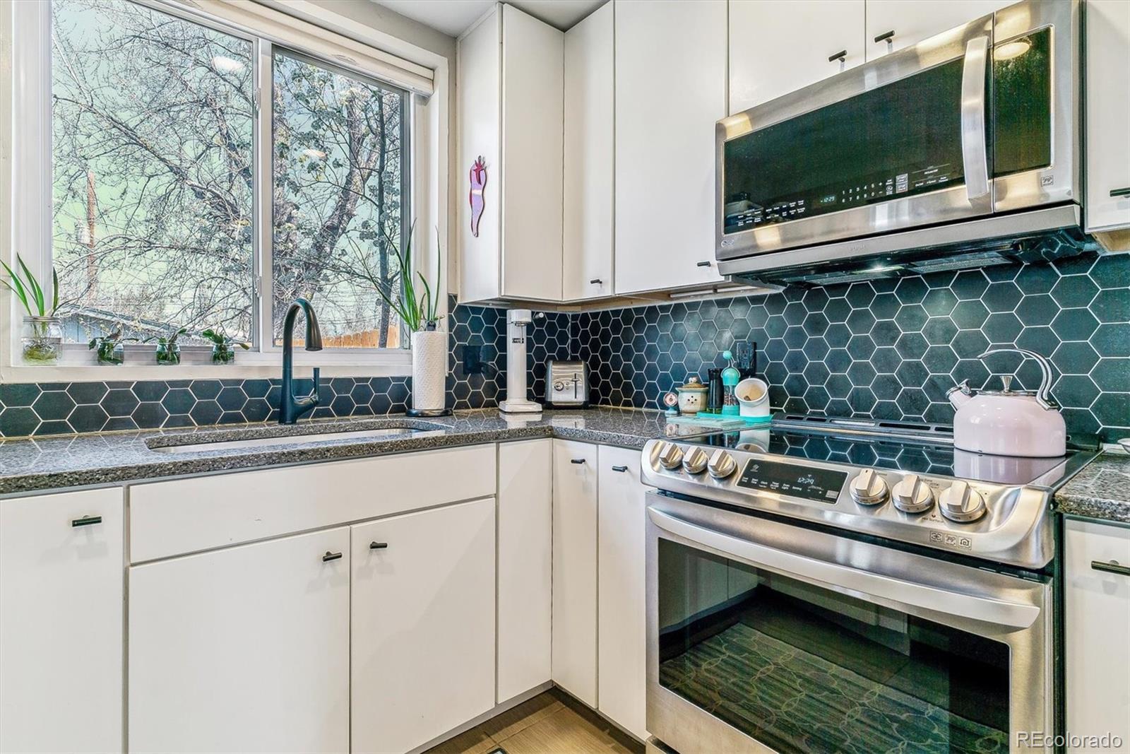 MLS Image #11 for 1325 s ivy way,denver, Colorado